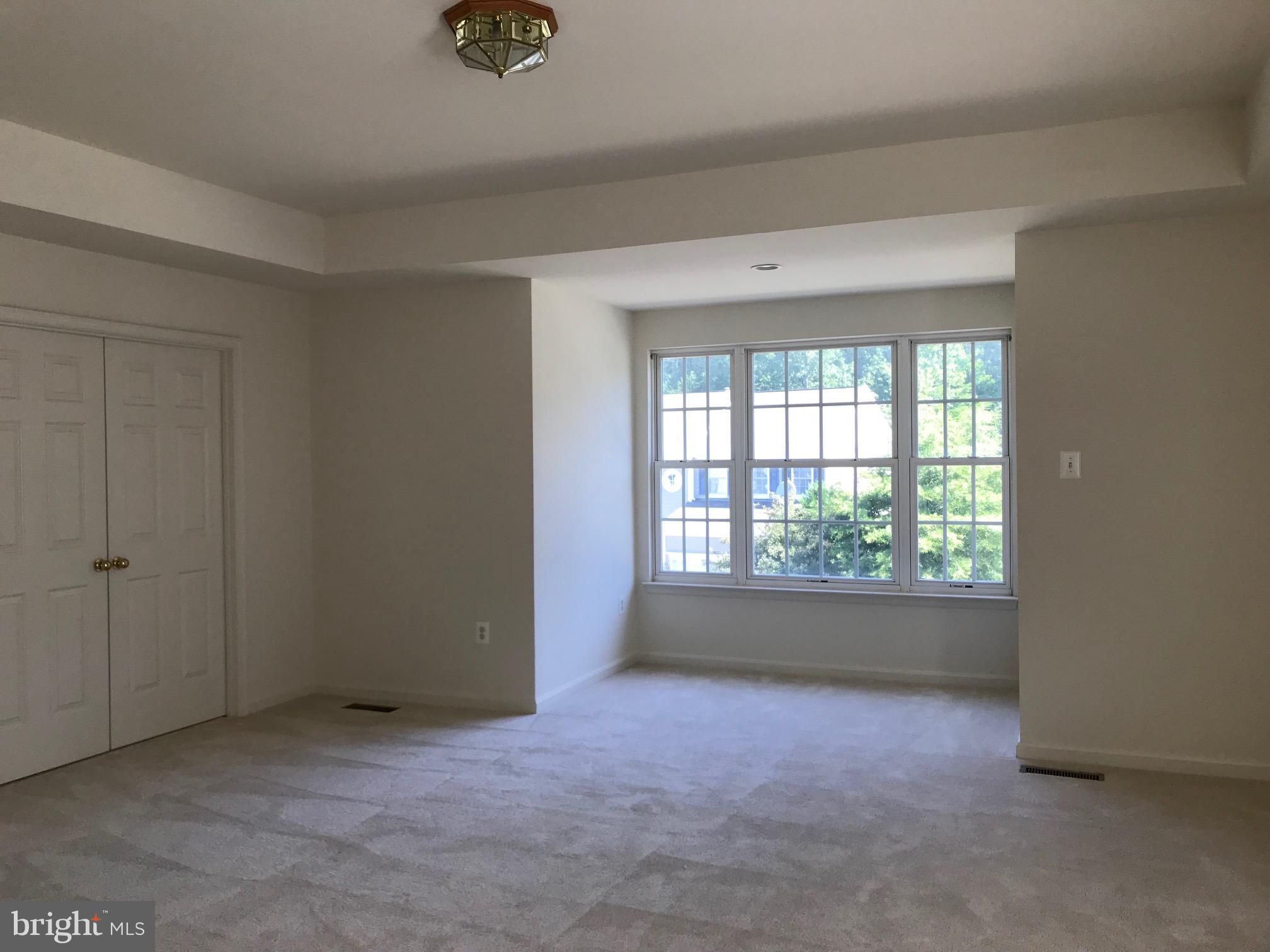 HAMPSTEAD LANDING - Residential Lease