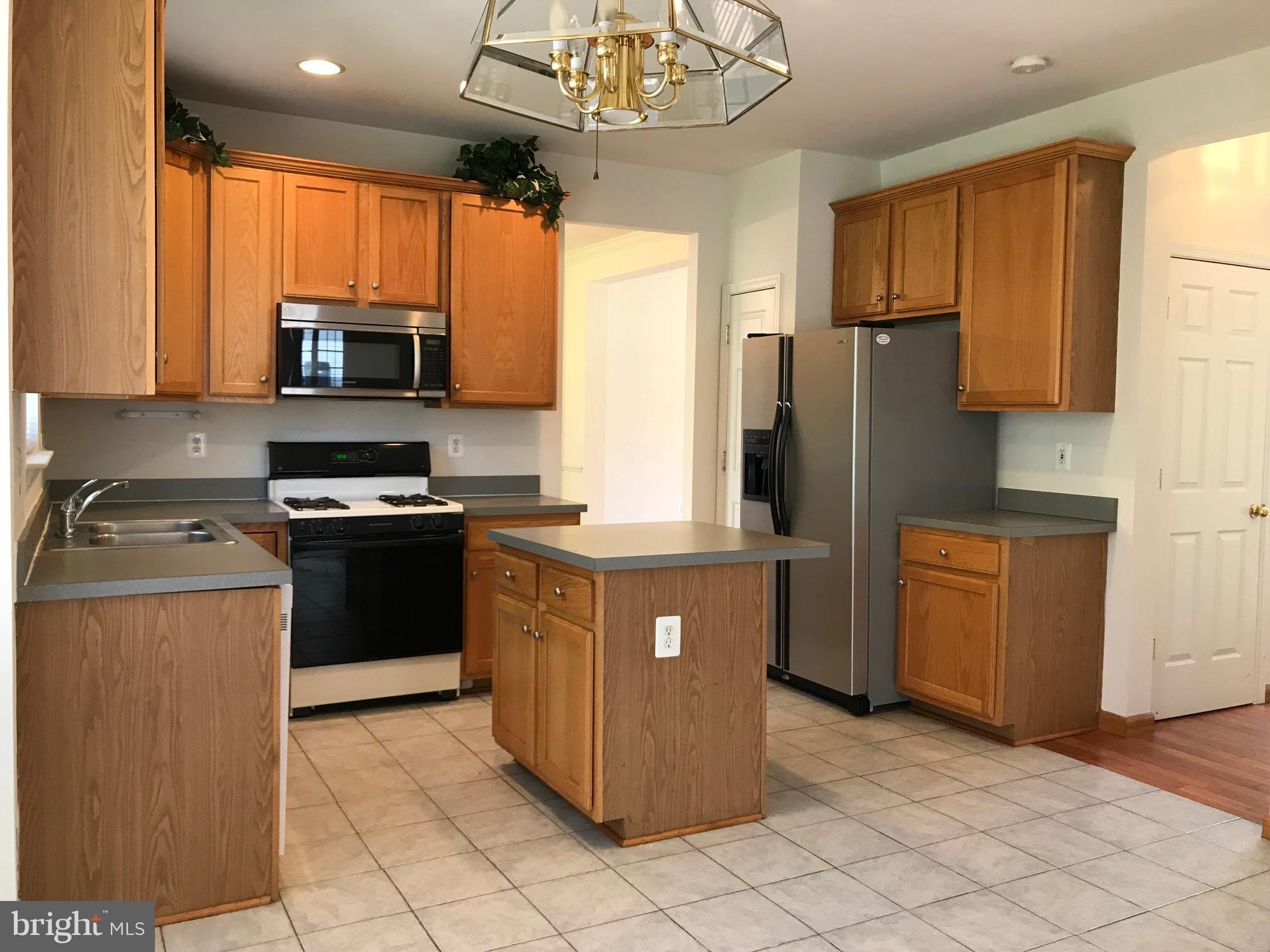 HAMPSTEAD LANDING - Residential Lease