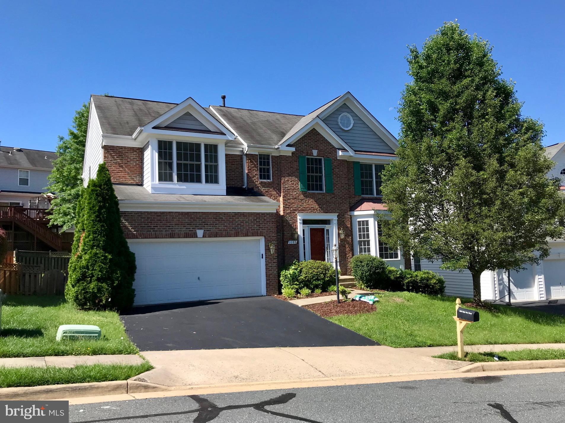 HAMPSTEAD LANDING - Residential Lease