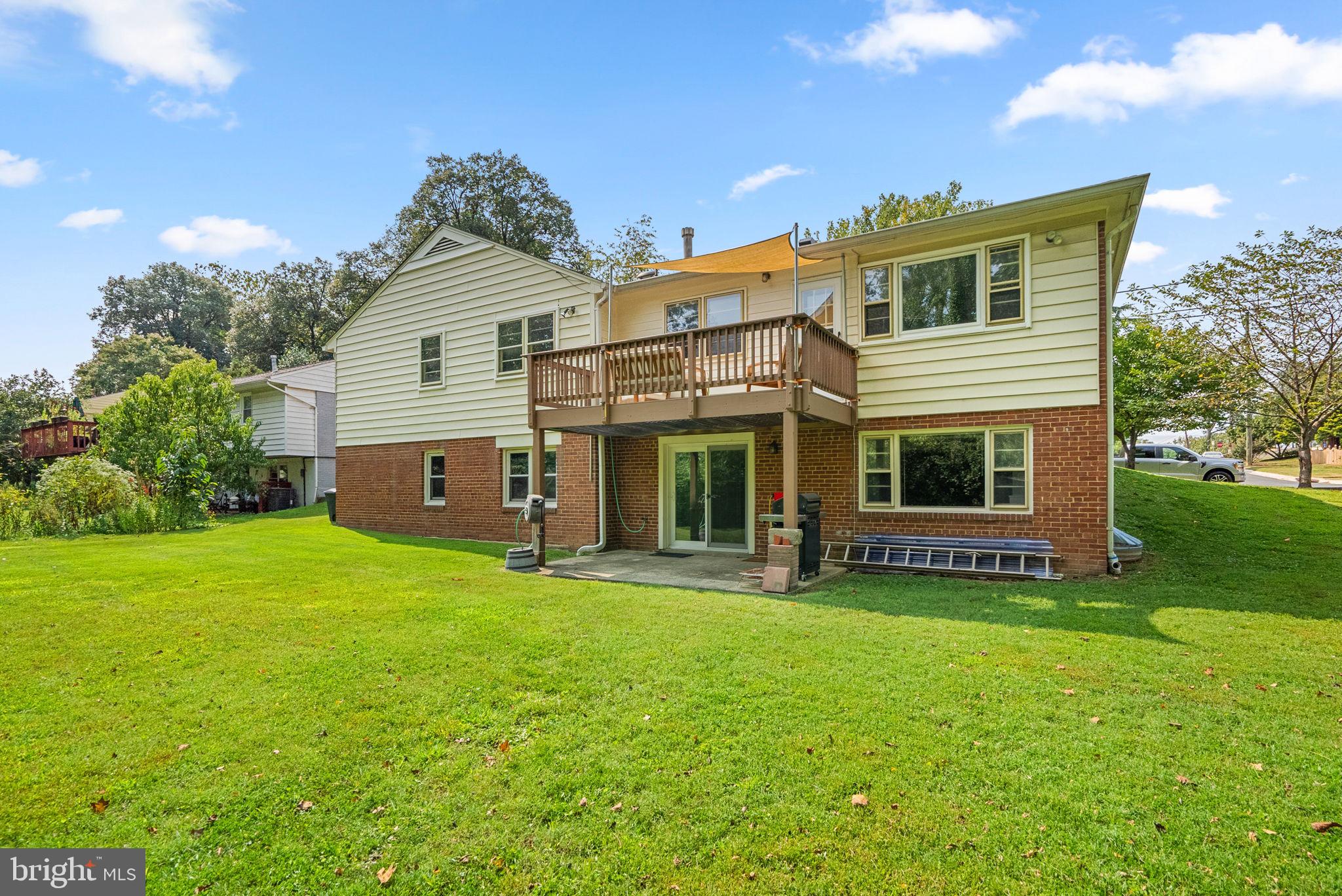 DONNEYBROOK - Residential Lease