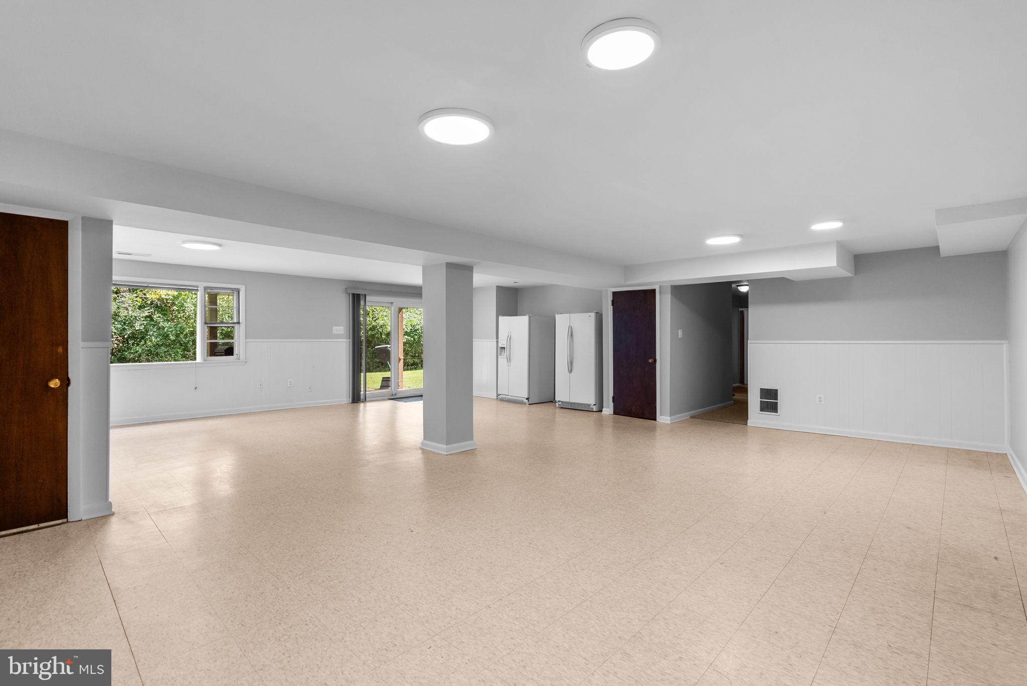 DONNEYBROOK - Residential Lease