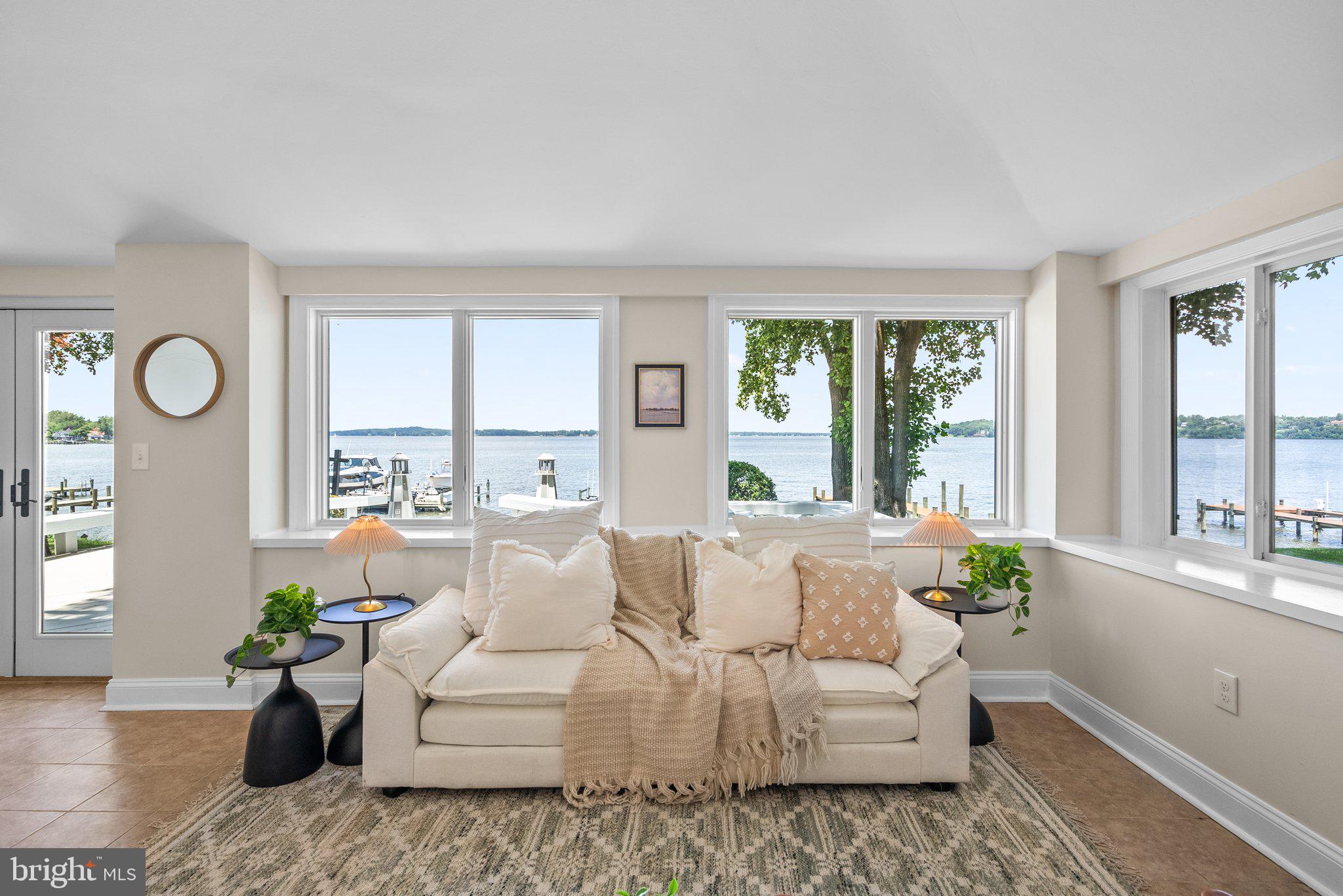 CAPE ST CLAIRE - Residential