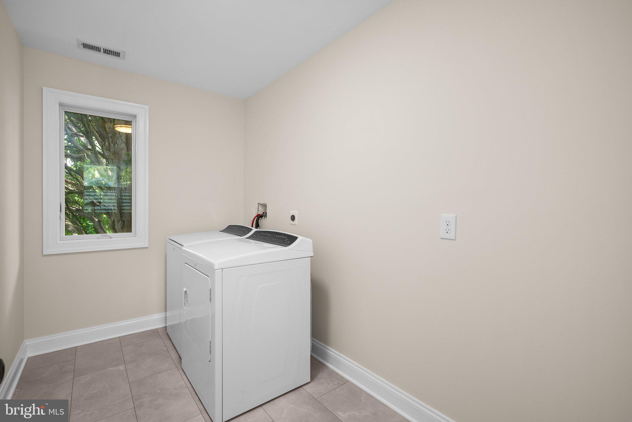 CAPE ST CLAIRE - Residential