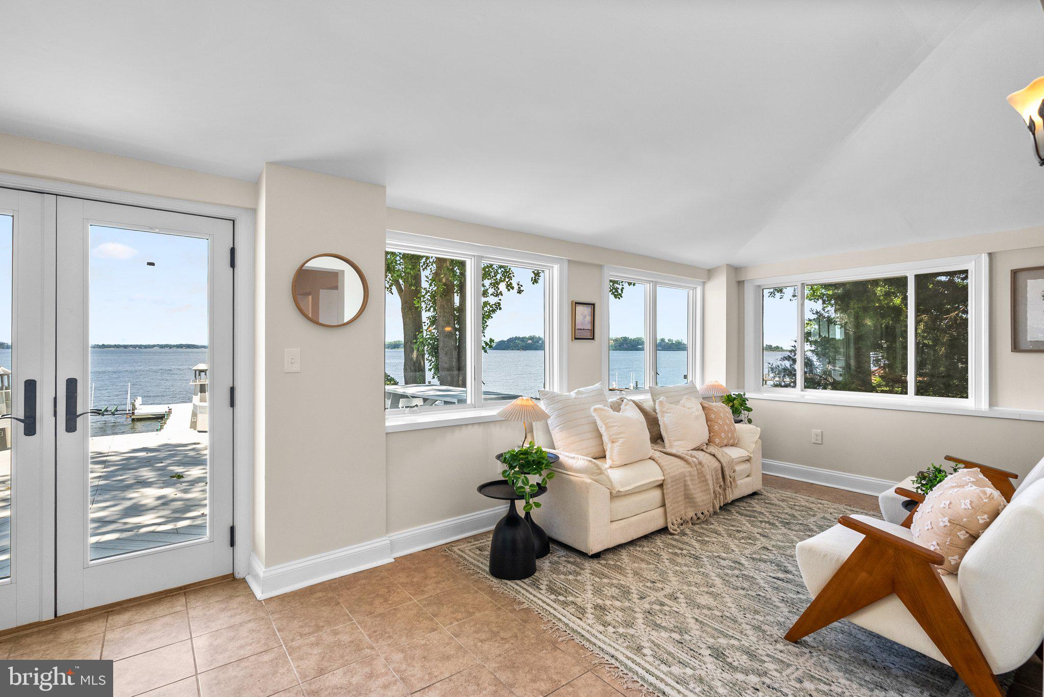 CAPE ST CLAIRE - Residential