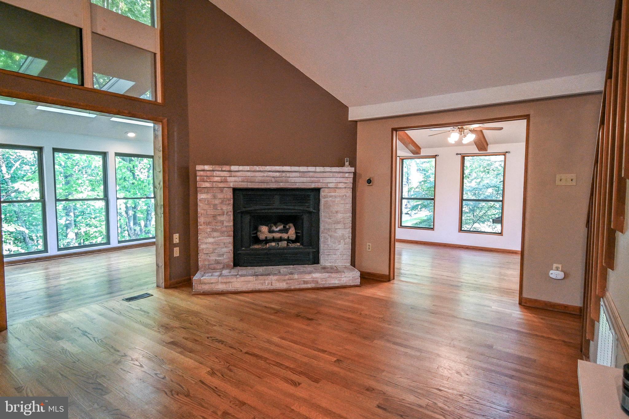 THE WOODS - Residential