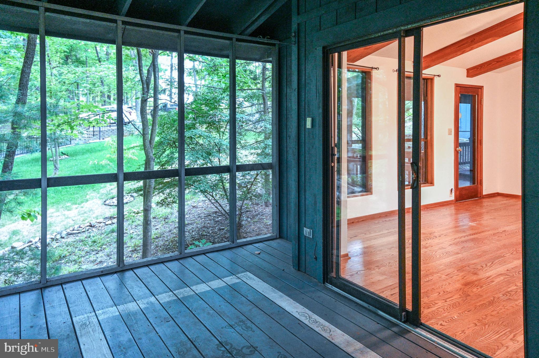 THE WOODS - Residential