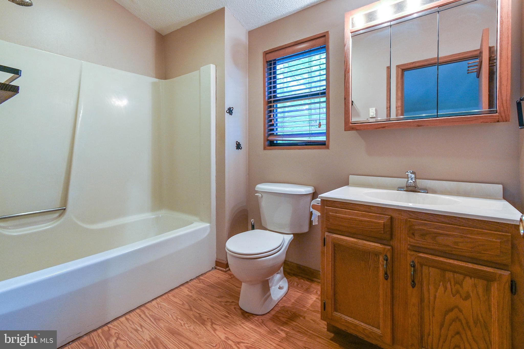 THE WOODS - Residential