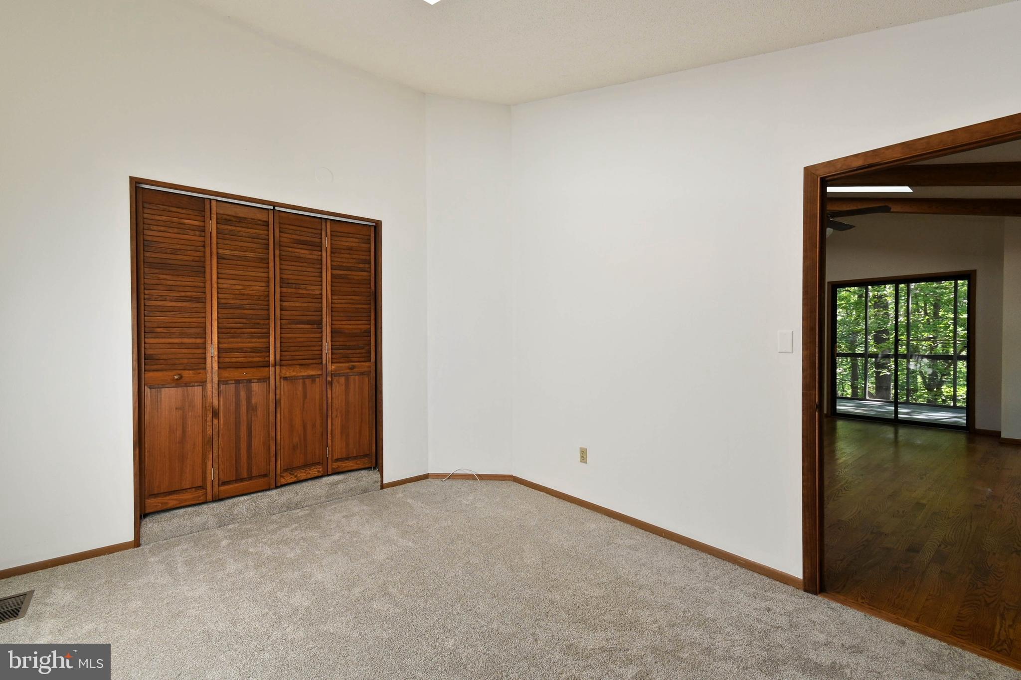 THE WOODS - Residential