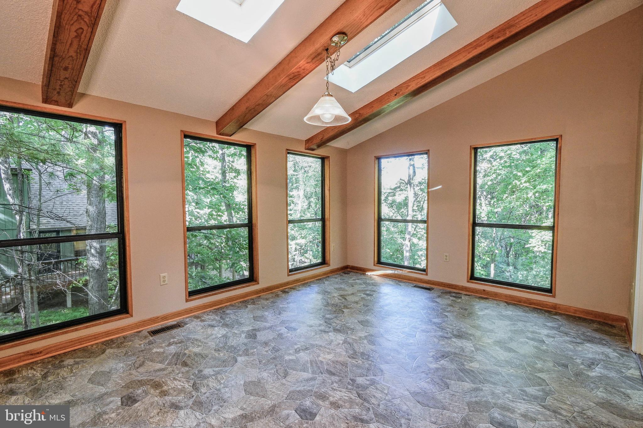 THE WOODS - Residential