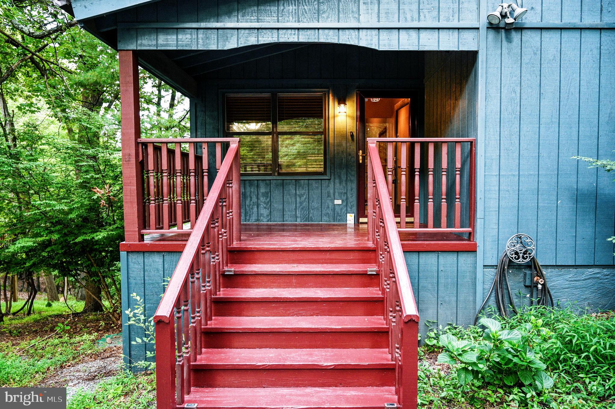 THE WOODS - Residential