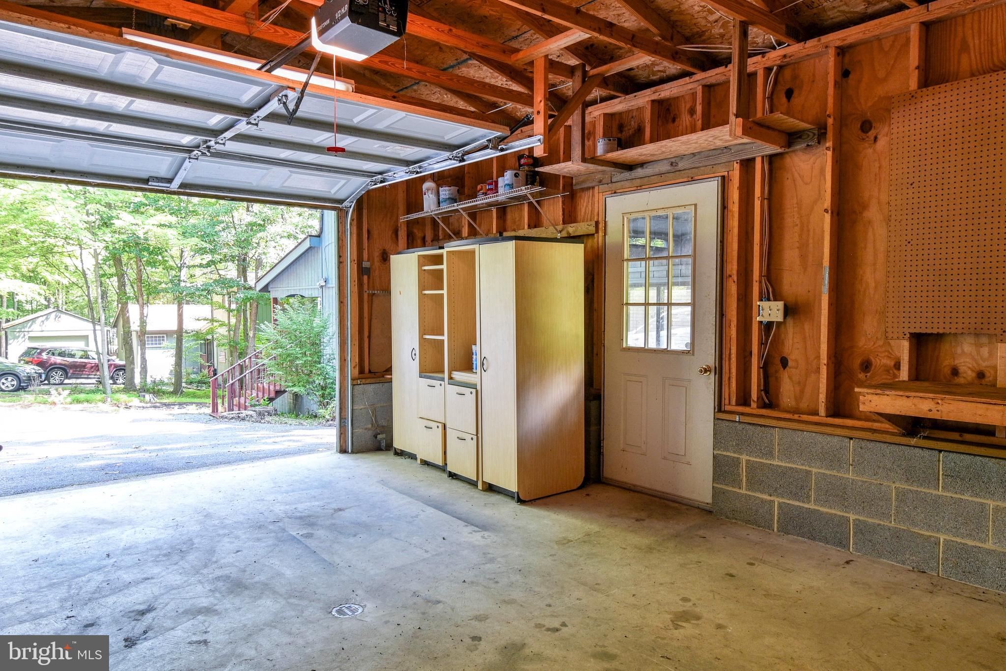 THE WOODS - Residential