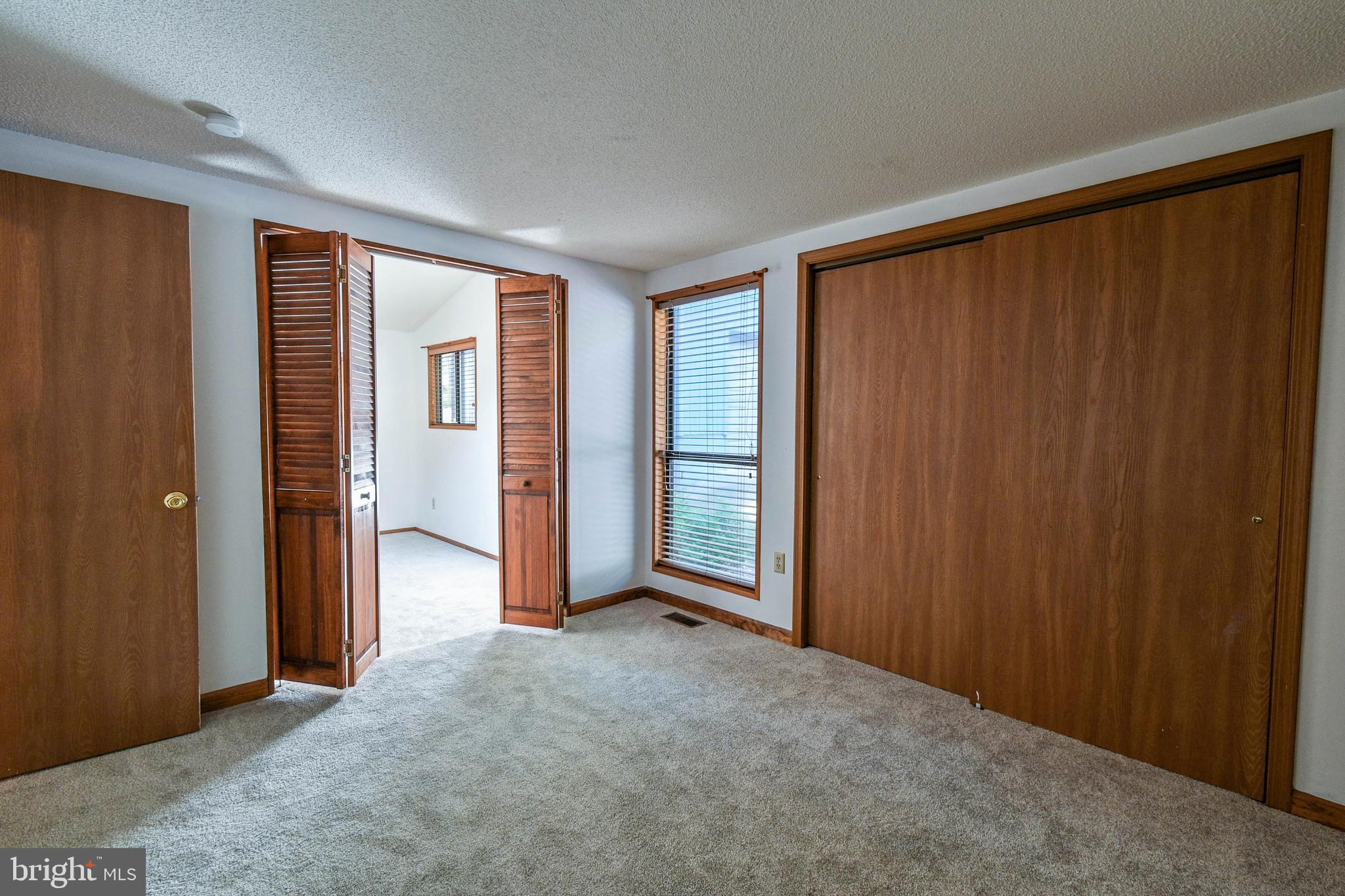 THE WOODS - Residential