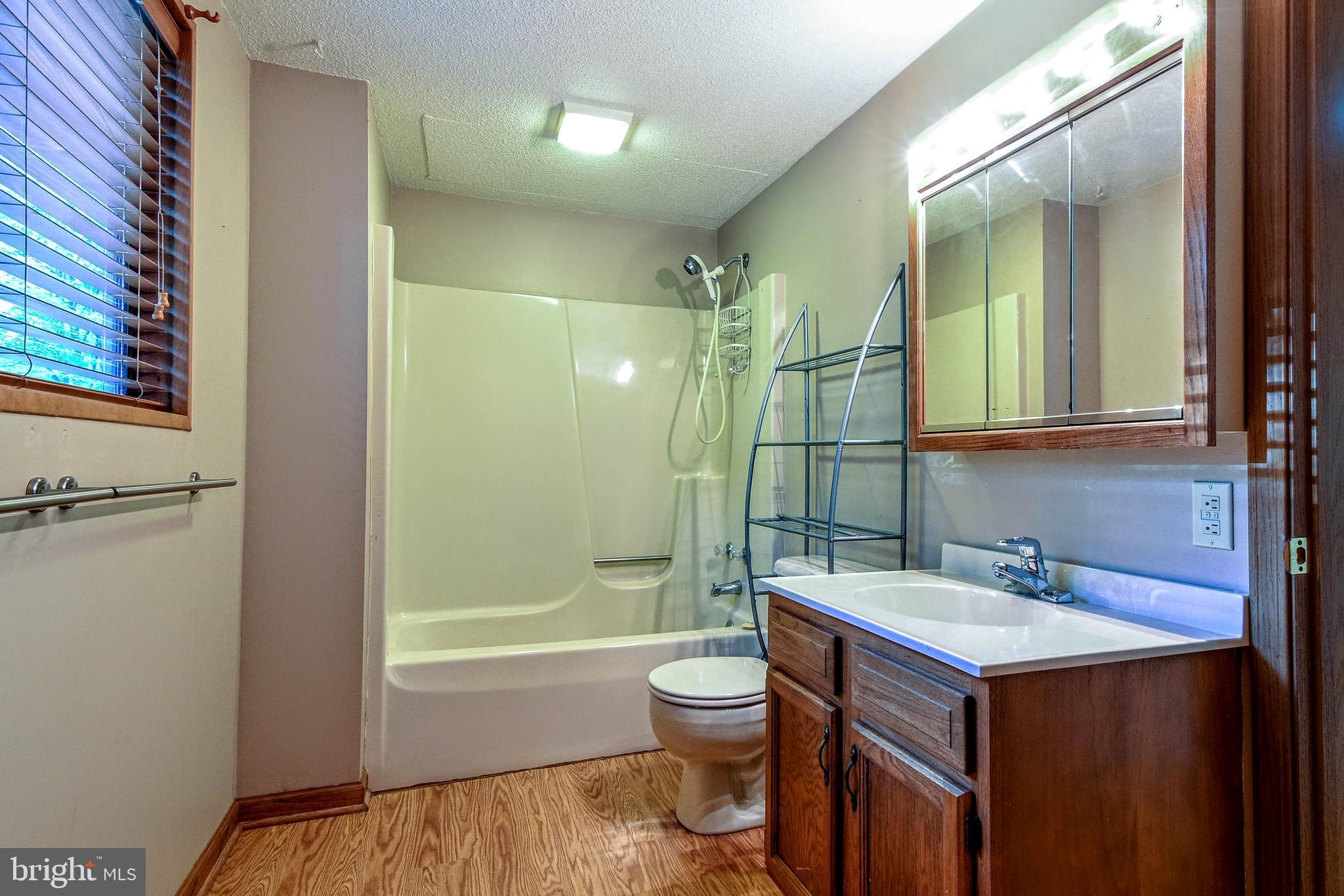 THE WOODS - Residential