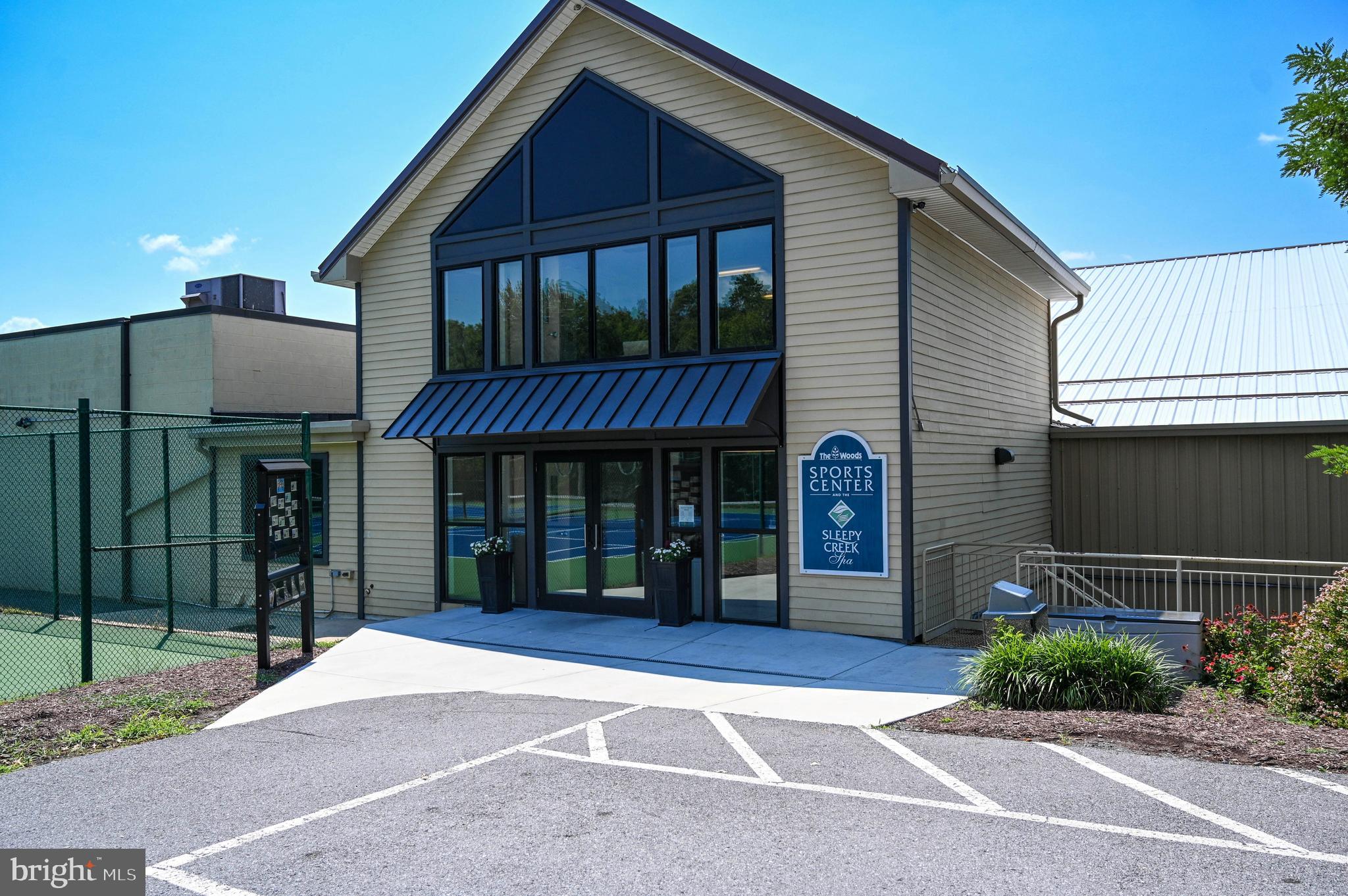 THE WOODS - Residential