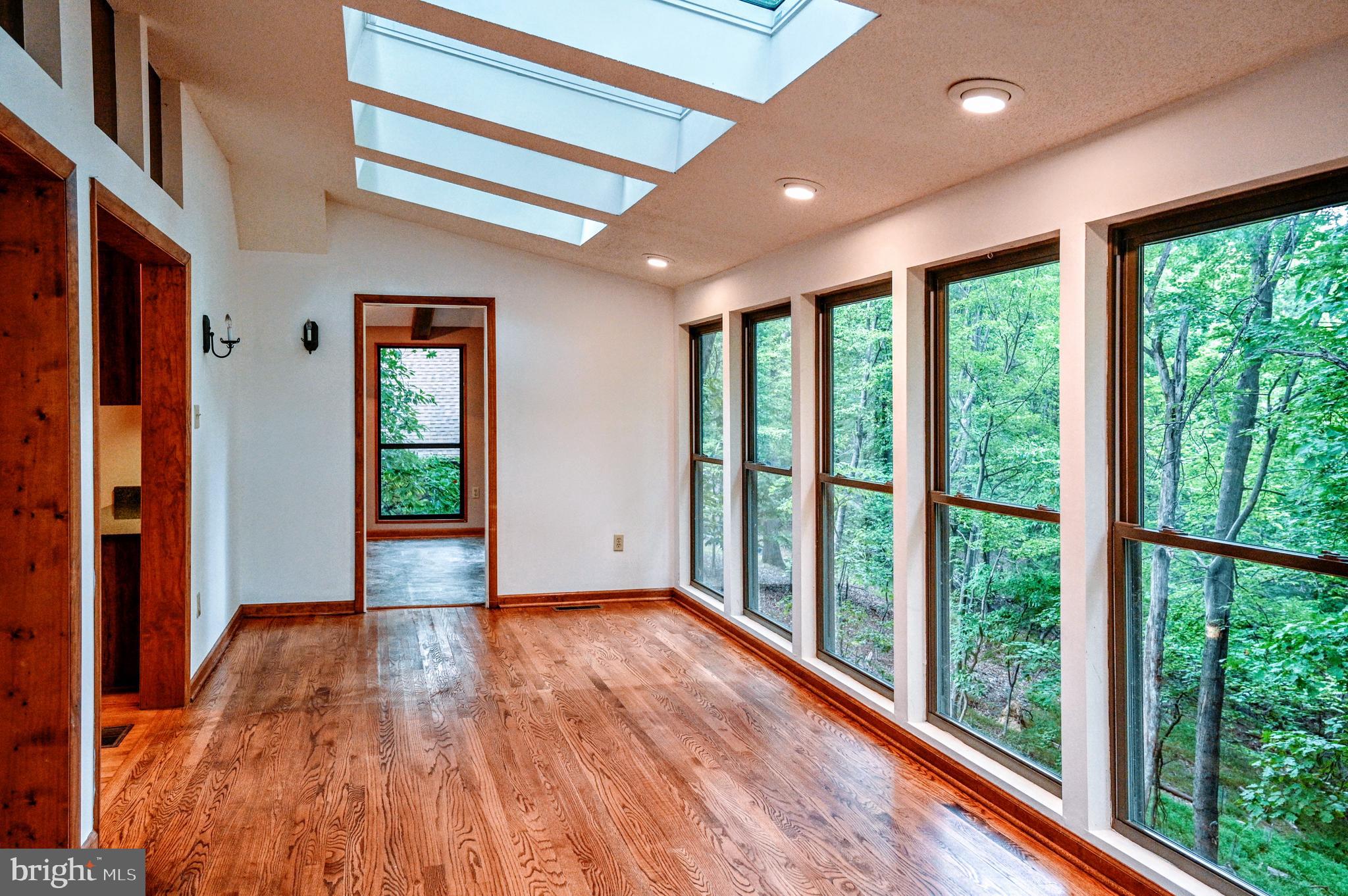 THE WOODS - Residential