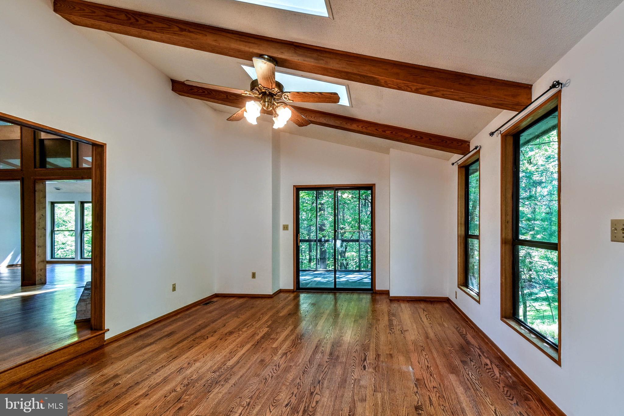 THE WOODS - Residential