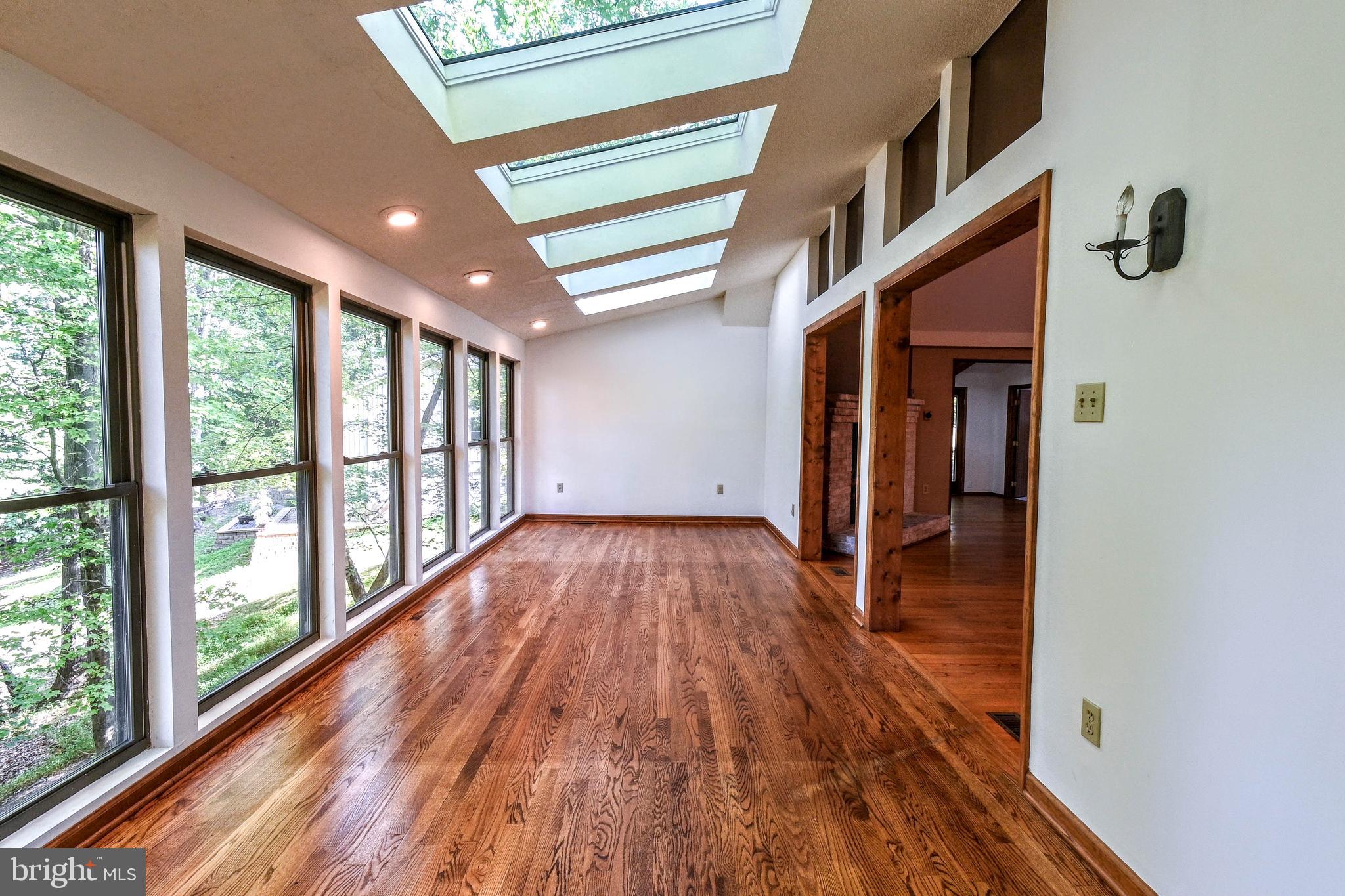 THE WOODS - Residential