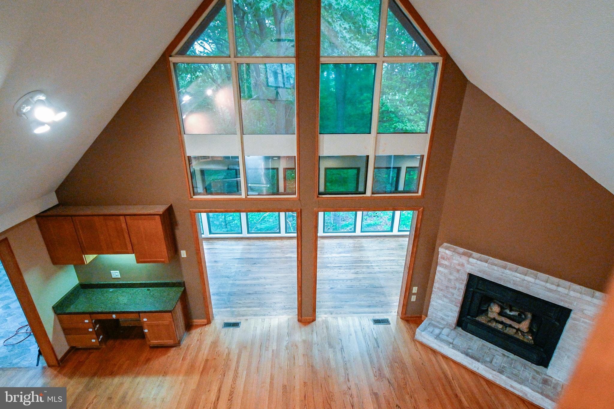 THE WOODS - Residential