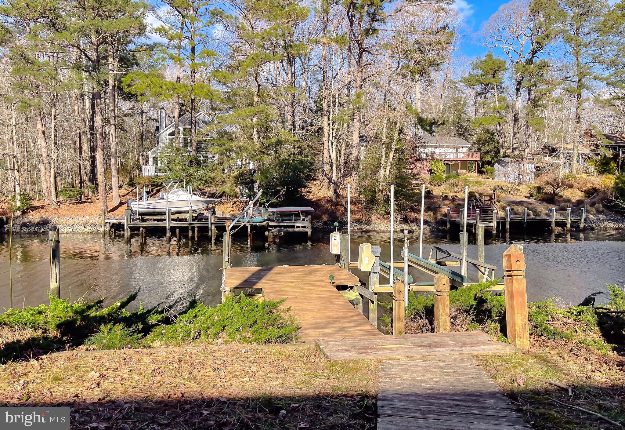 DRUM POINT - Residential