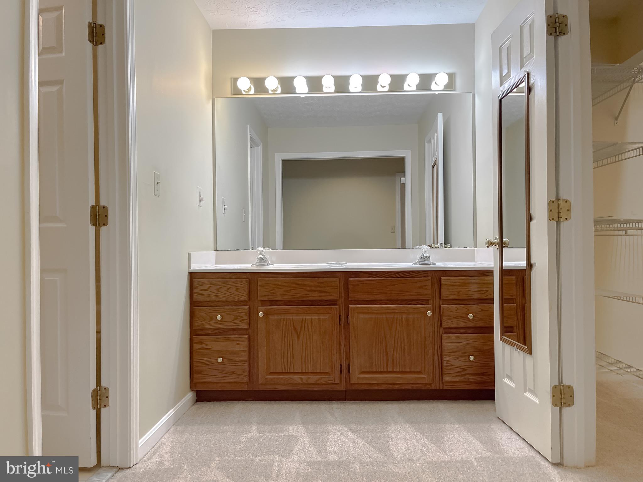 DRUM POINT - Residential