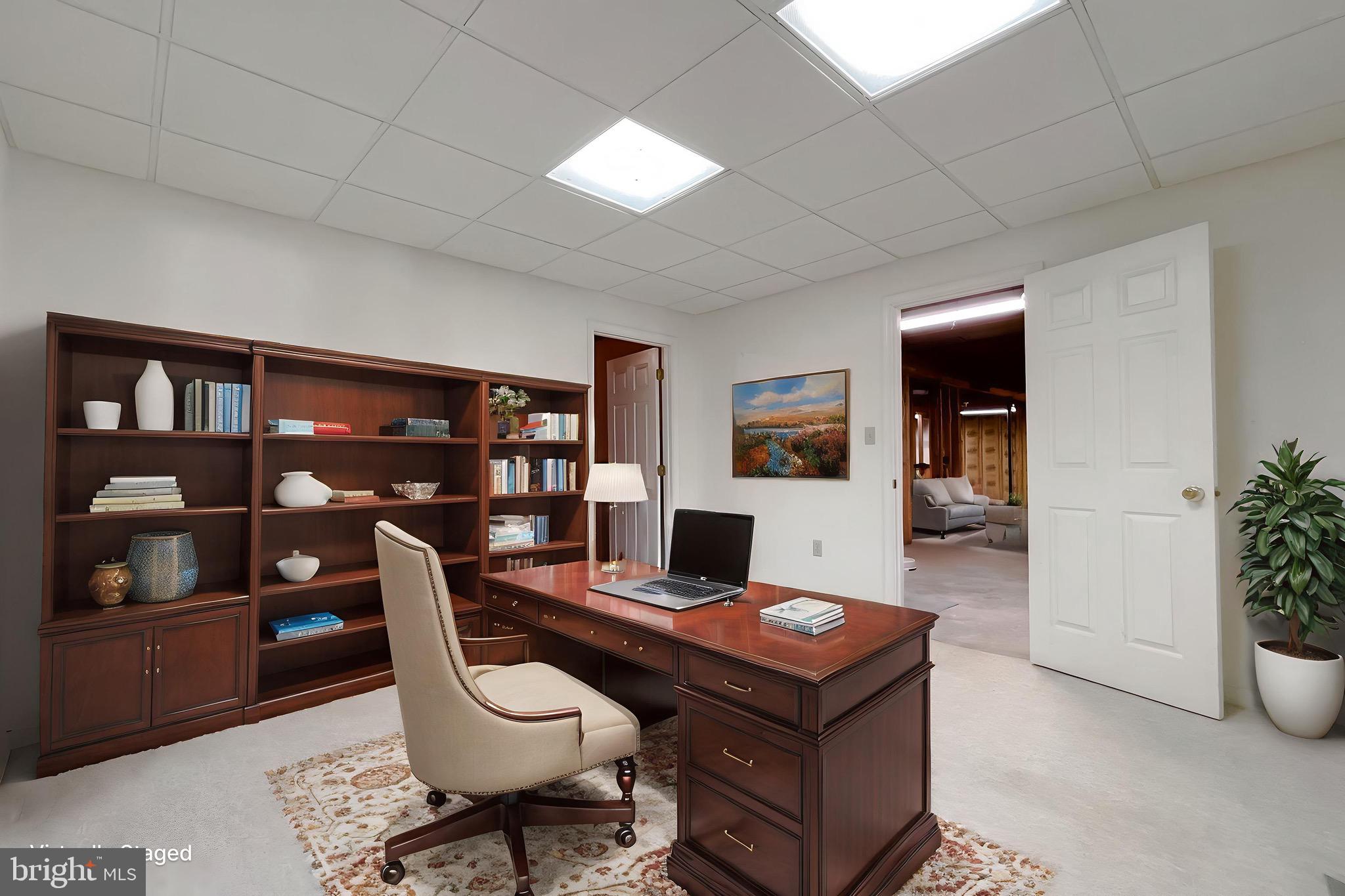 DRUM POINT - Residential