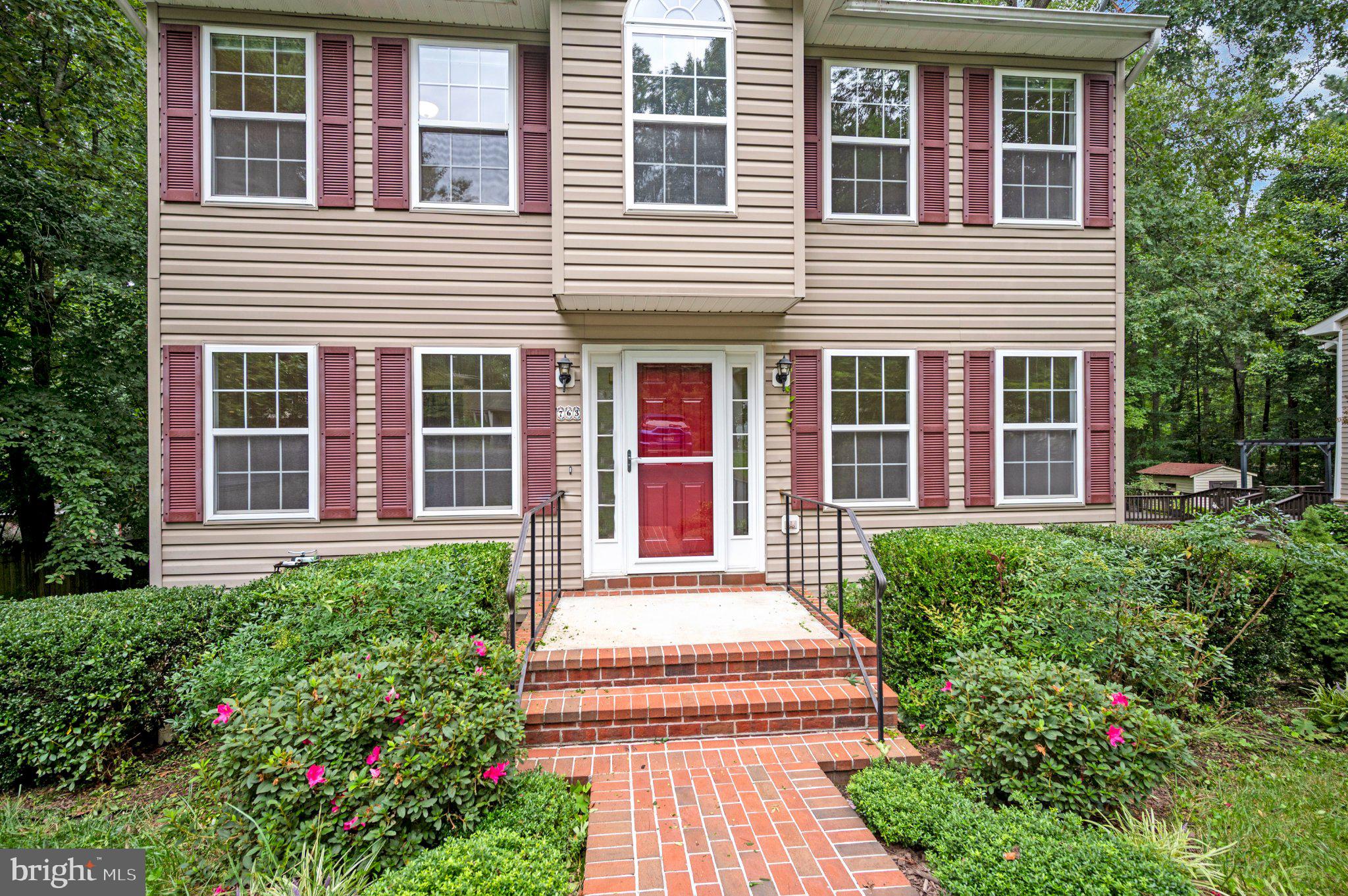 763 CANTERBURY DRIVE