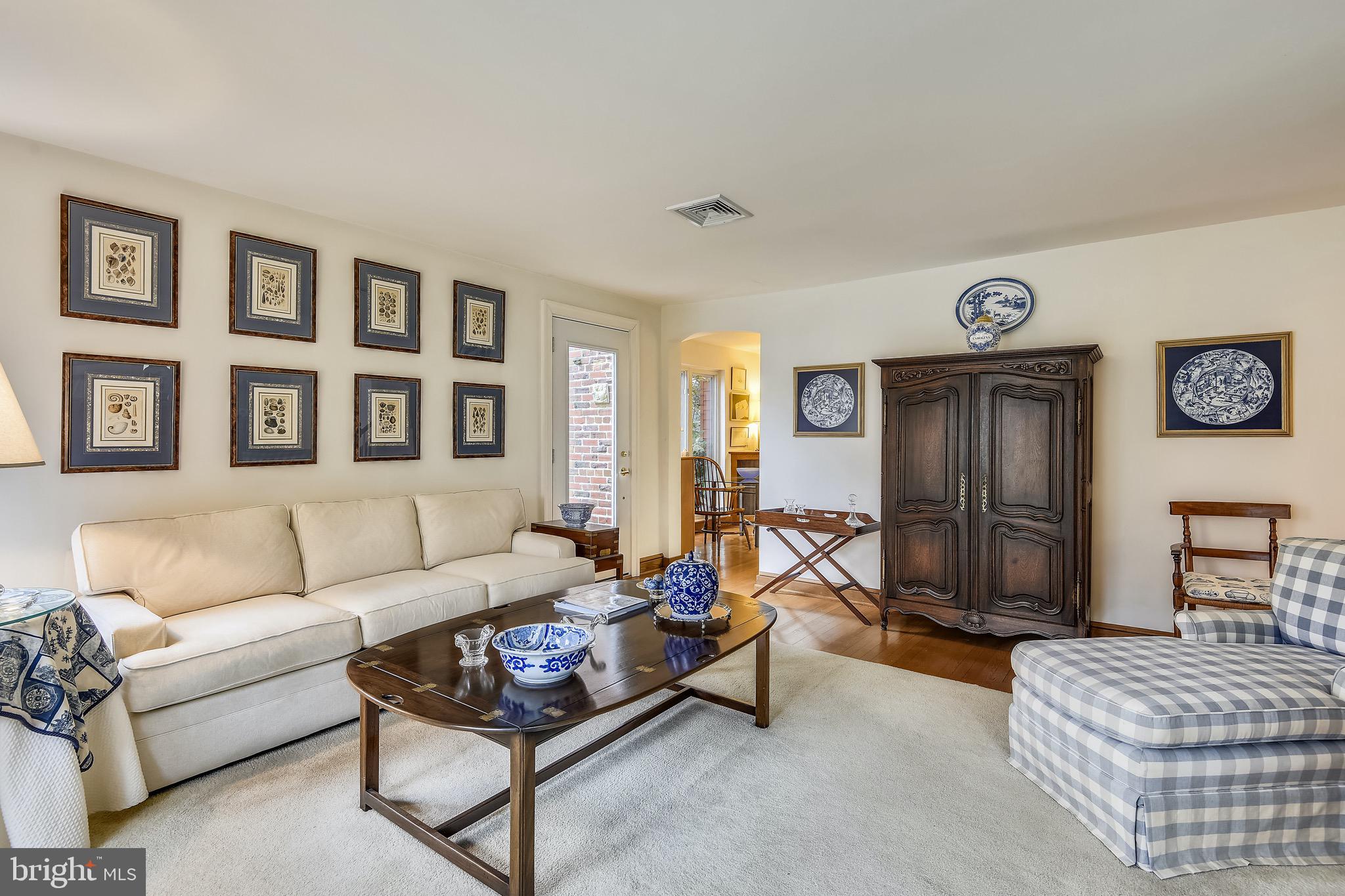 WAVERLY HILLS - Residential