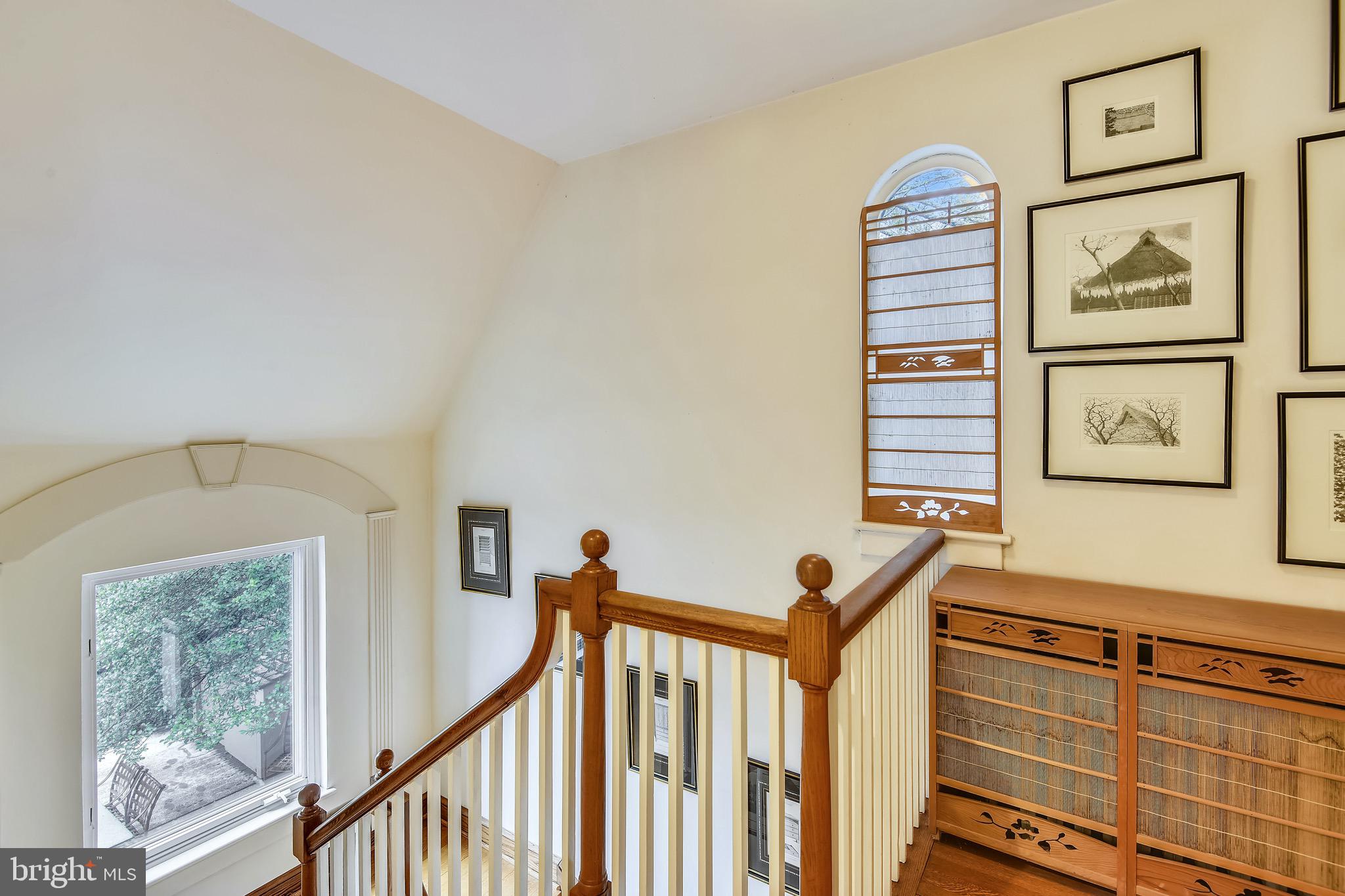 WAVERLY HILLS - Residential