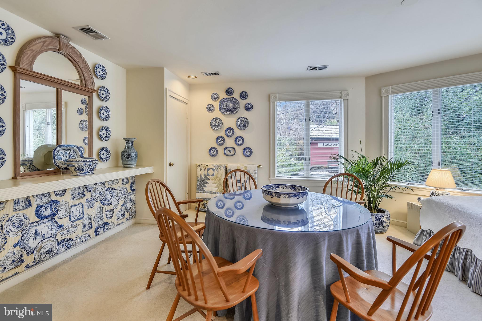 WAVERLY HILLS - Residential