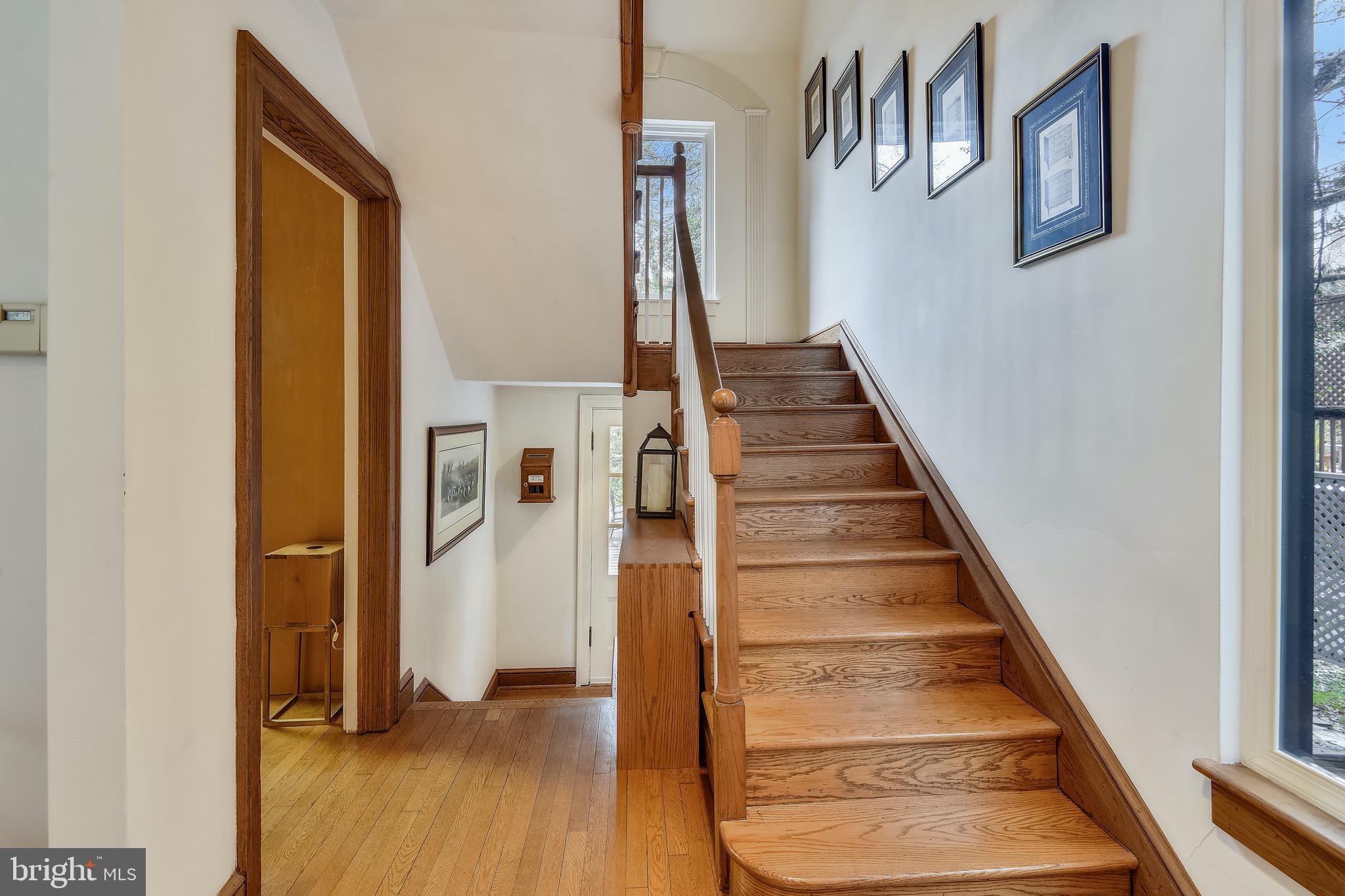 WAVERLY HILLS - Residential