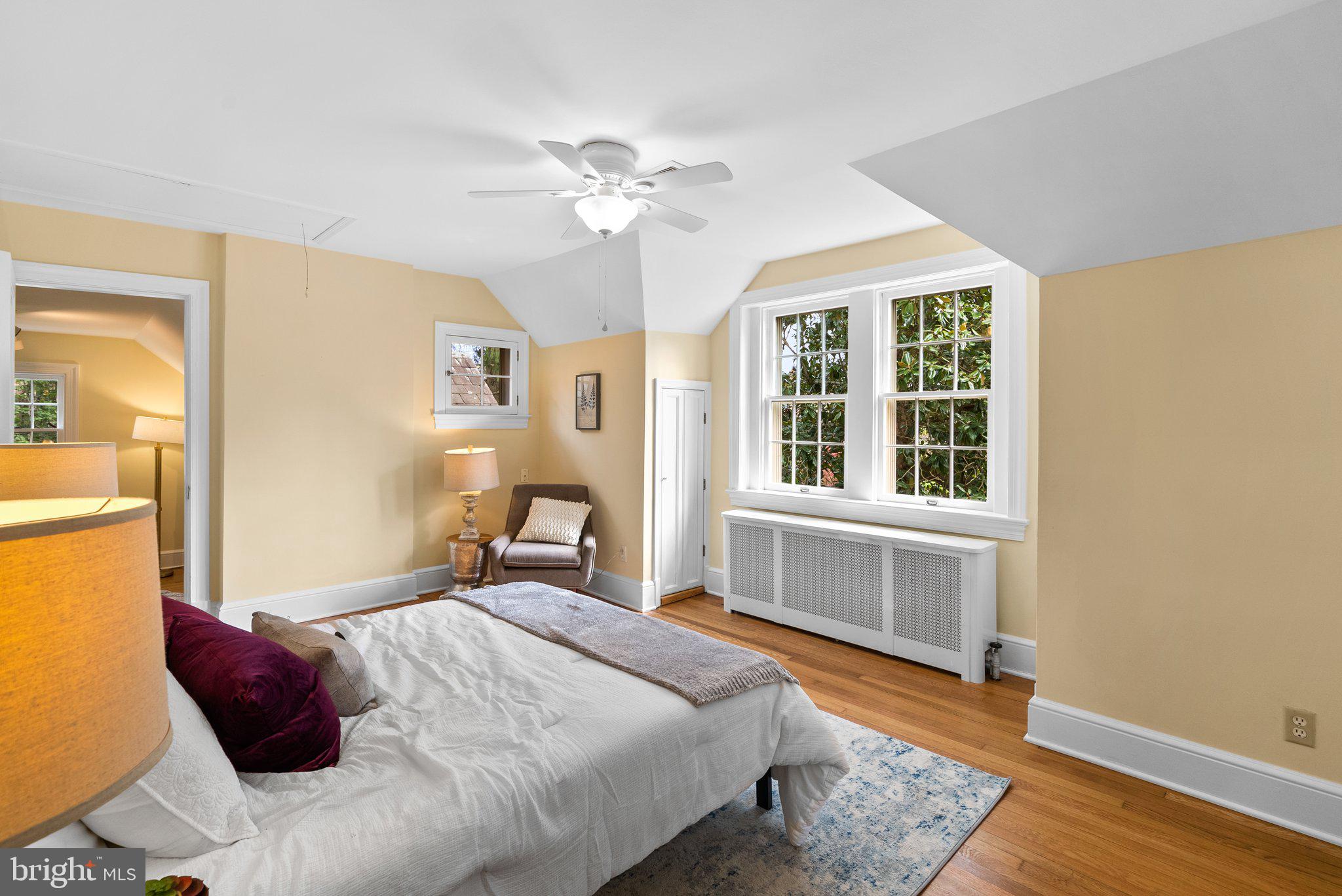 WOODSIDE PARK - Residential