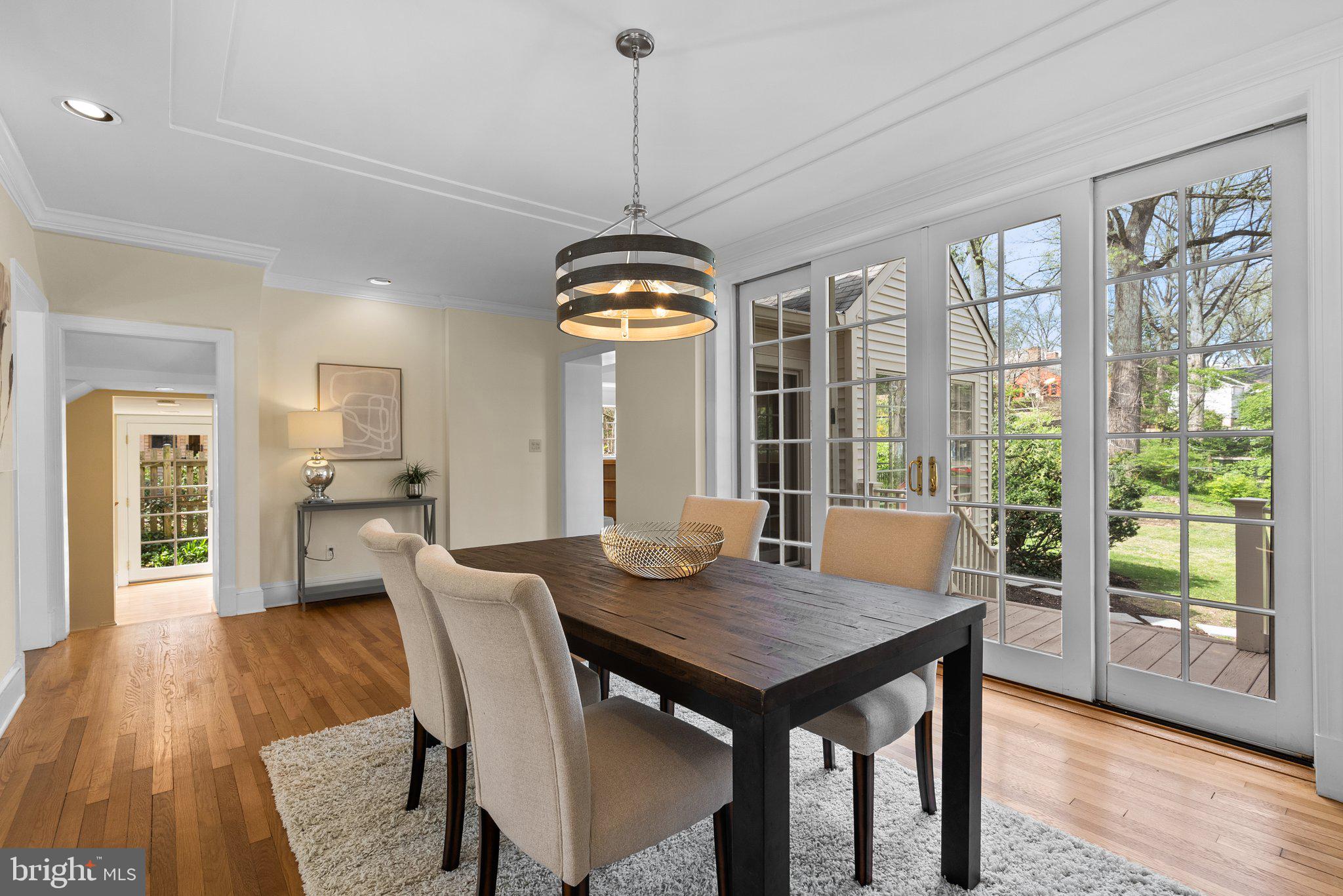 WOODSIDE PARK - Residential