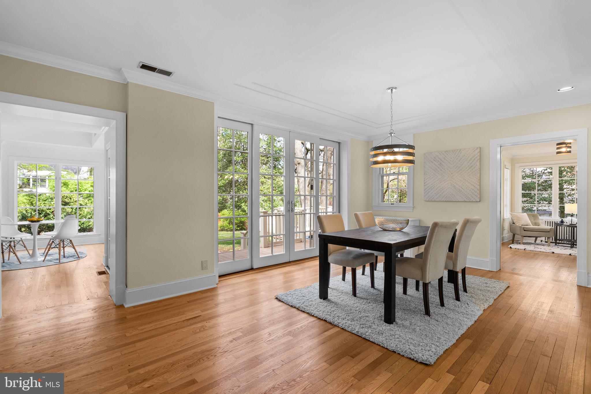 WOODSIDE PARK - Residential