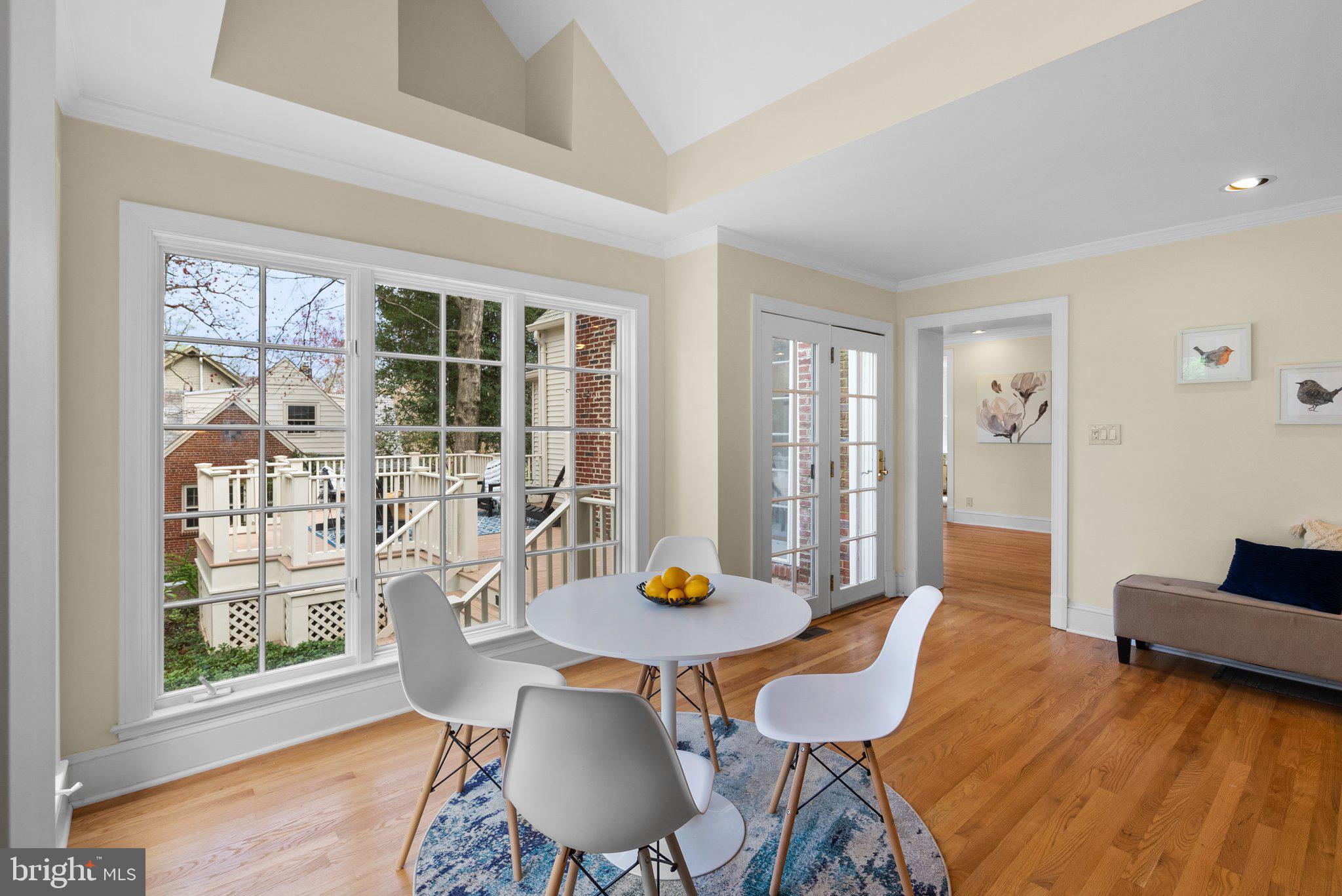 WOODSIDE PARK - Residential