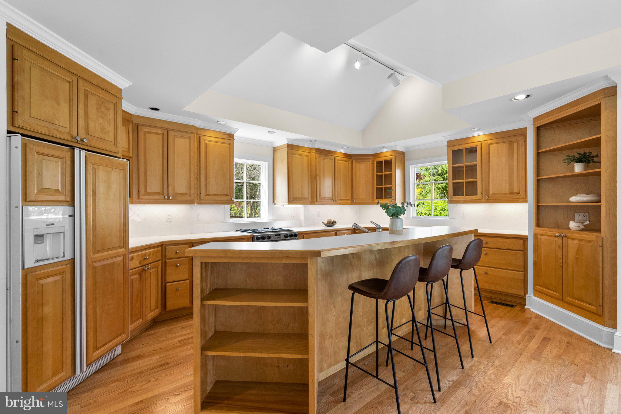 WOODSIDE PARK - Residential