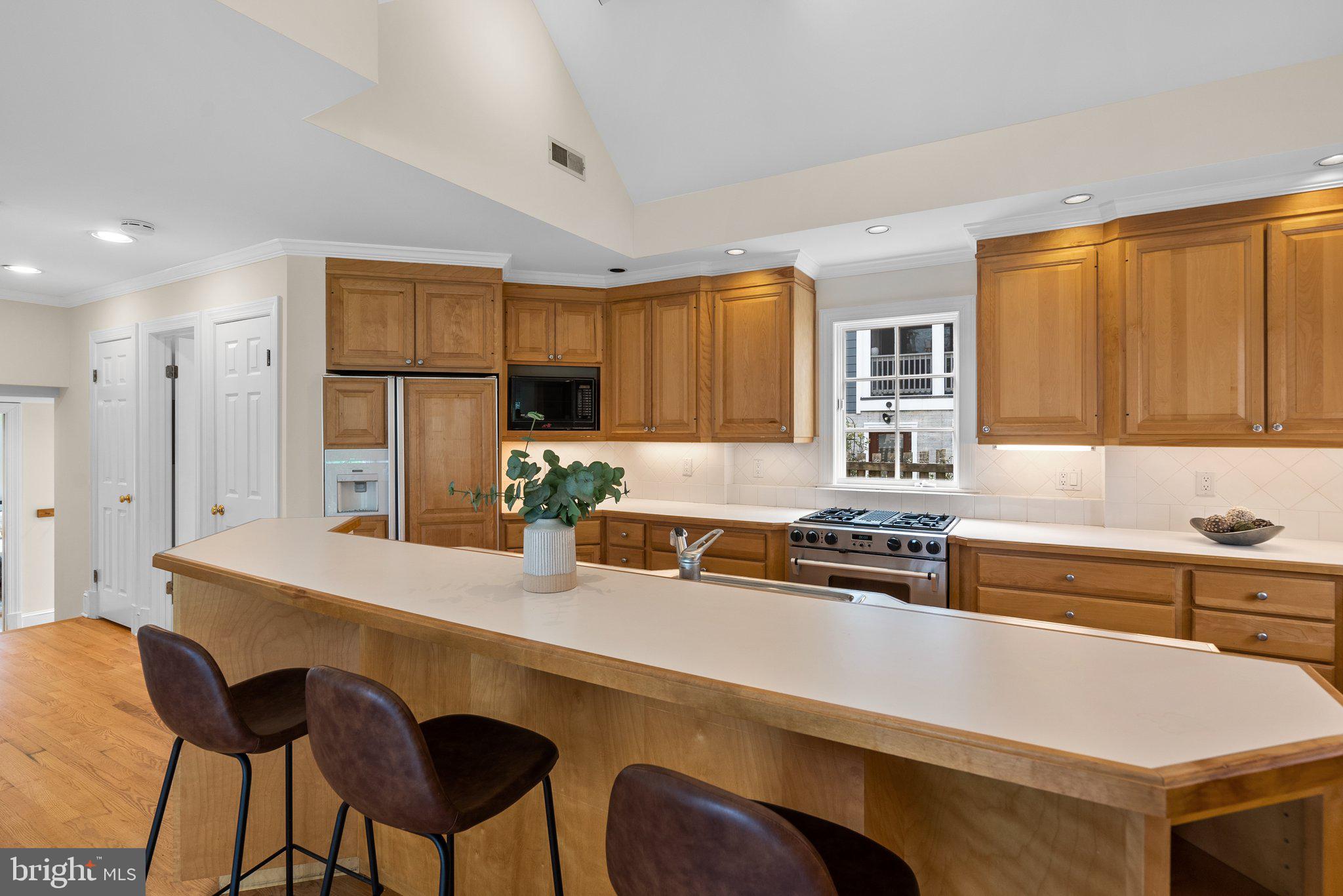 WOODSIDE PARK - Residential