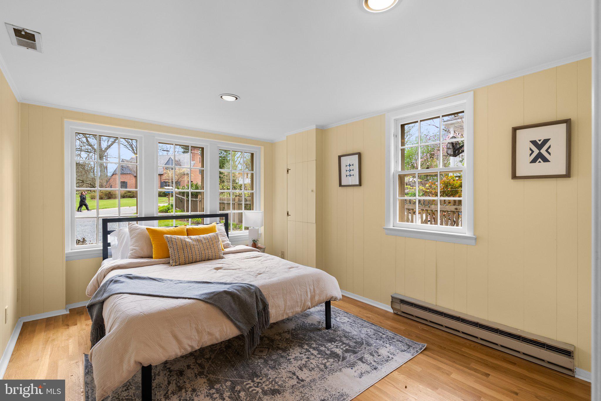 WOODSIDE PARK - Residential