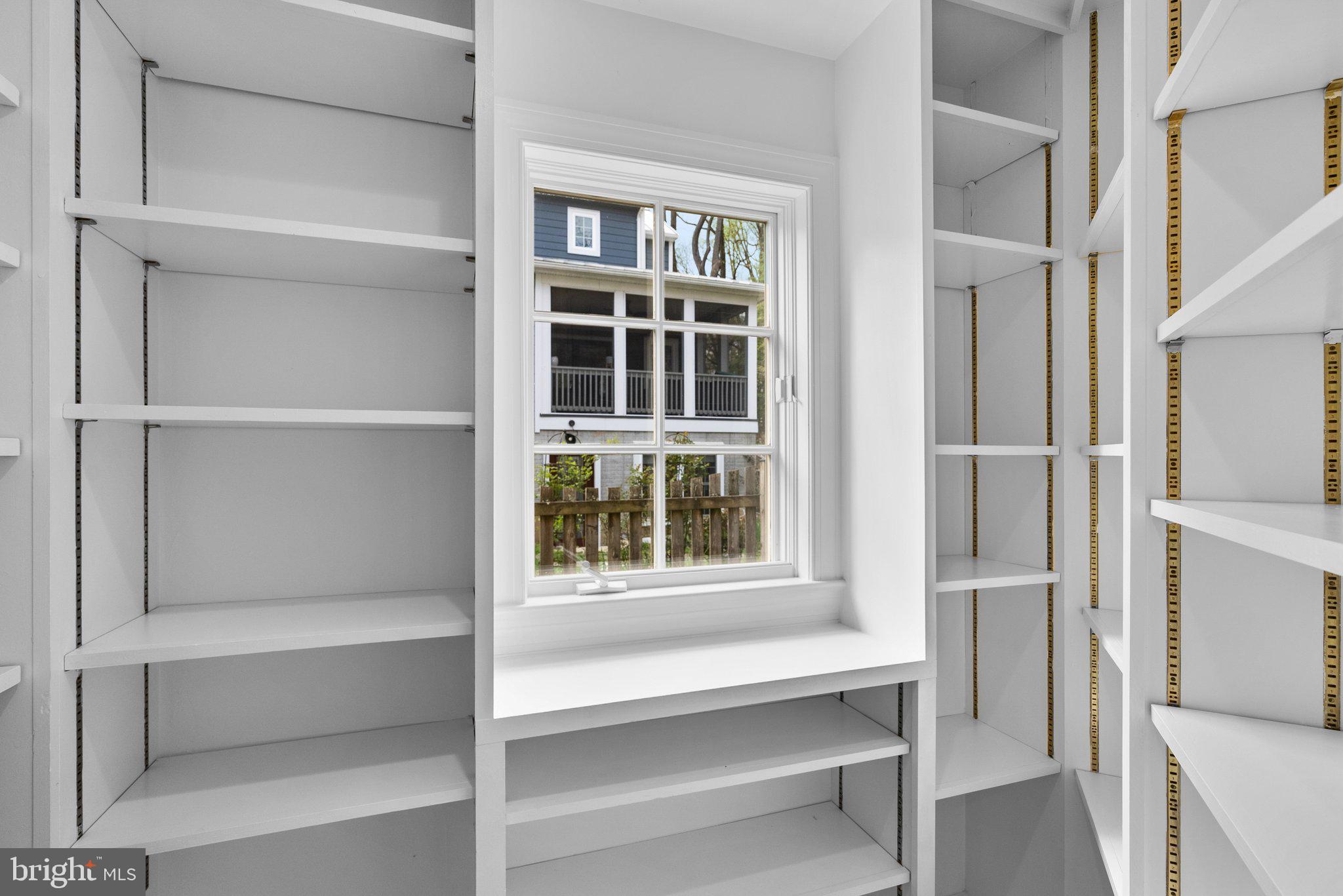 WOODSIDE PARK - Residential