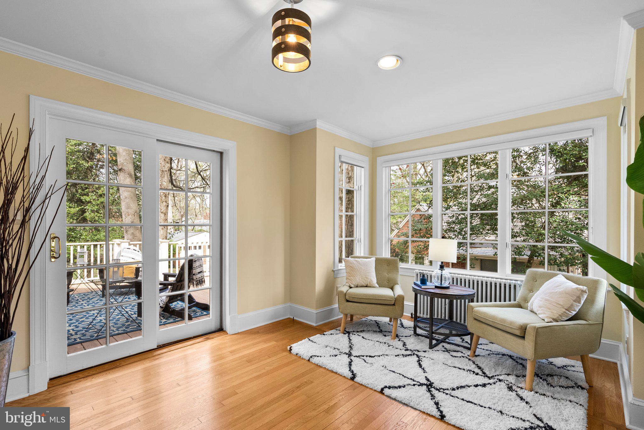 WOODSIDE PARK - Residential