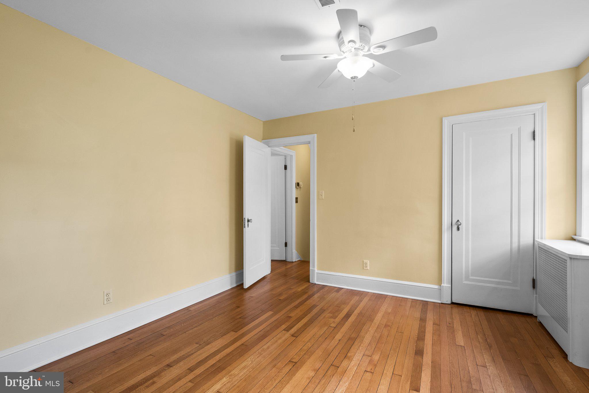 WOODSIDE PARK - Residential