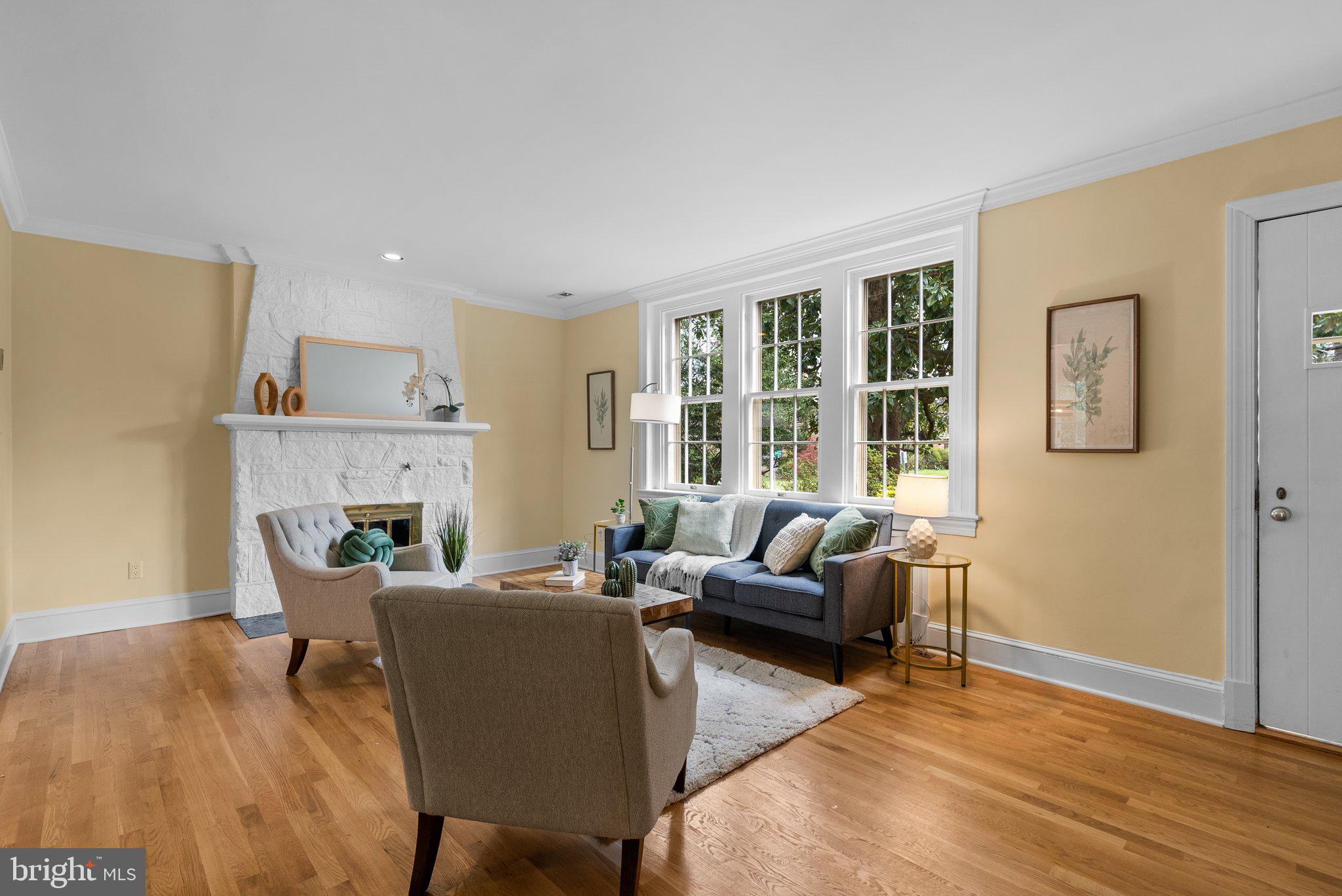 WOODSIDE PARK - Residential