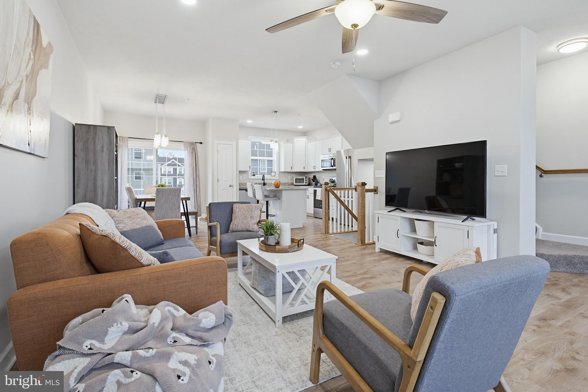 HUDSON RIDGE - Residential