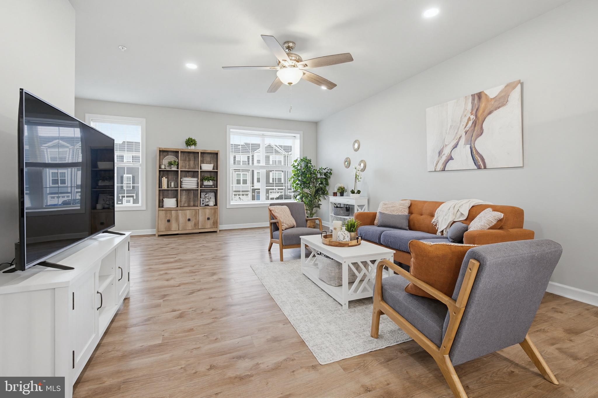 HUDSON RIDGE - Residential