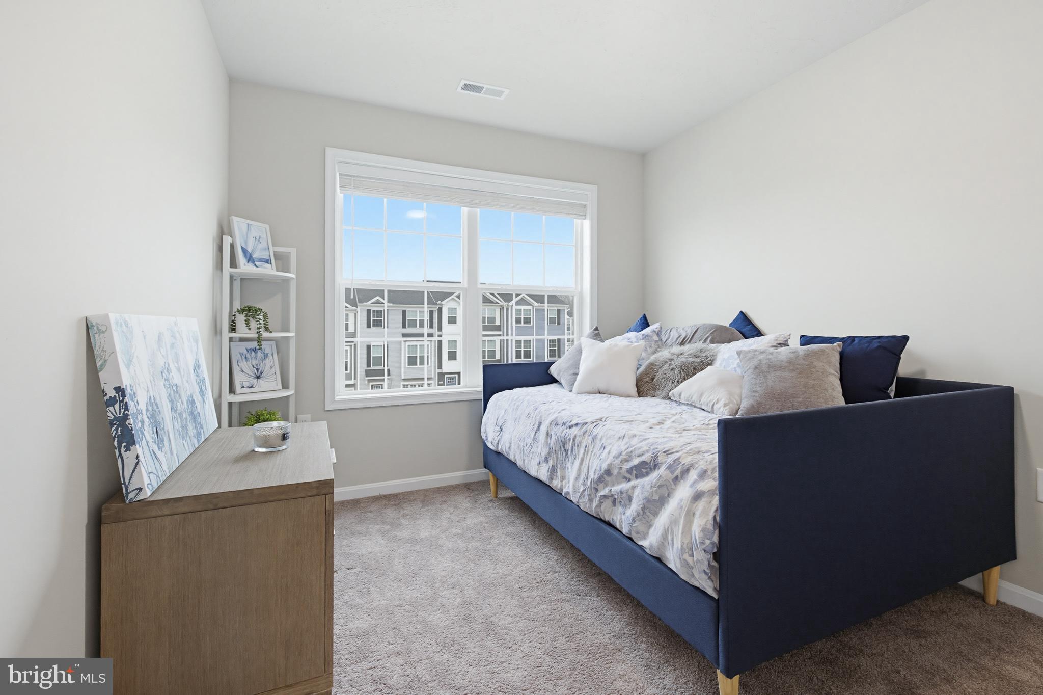 HUDSON RIDGE - Residential