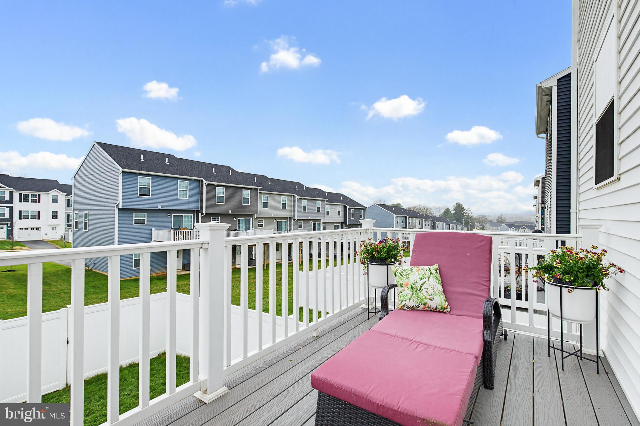 HUDSON RIDGE - Residential