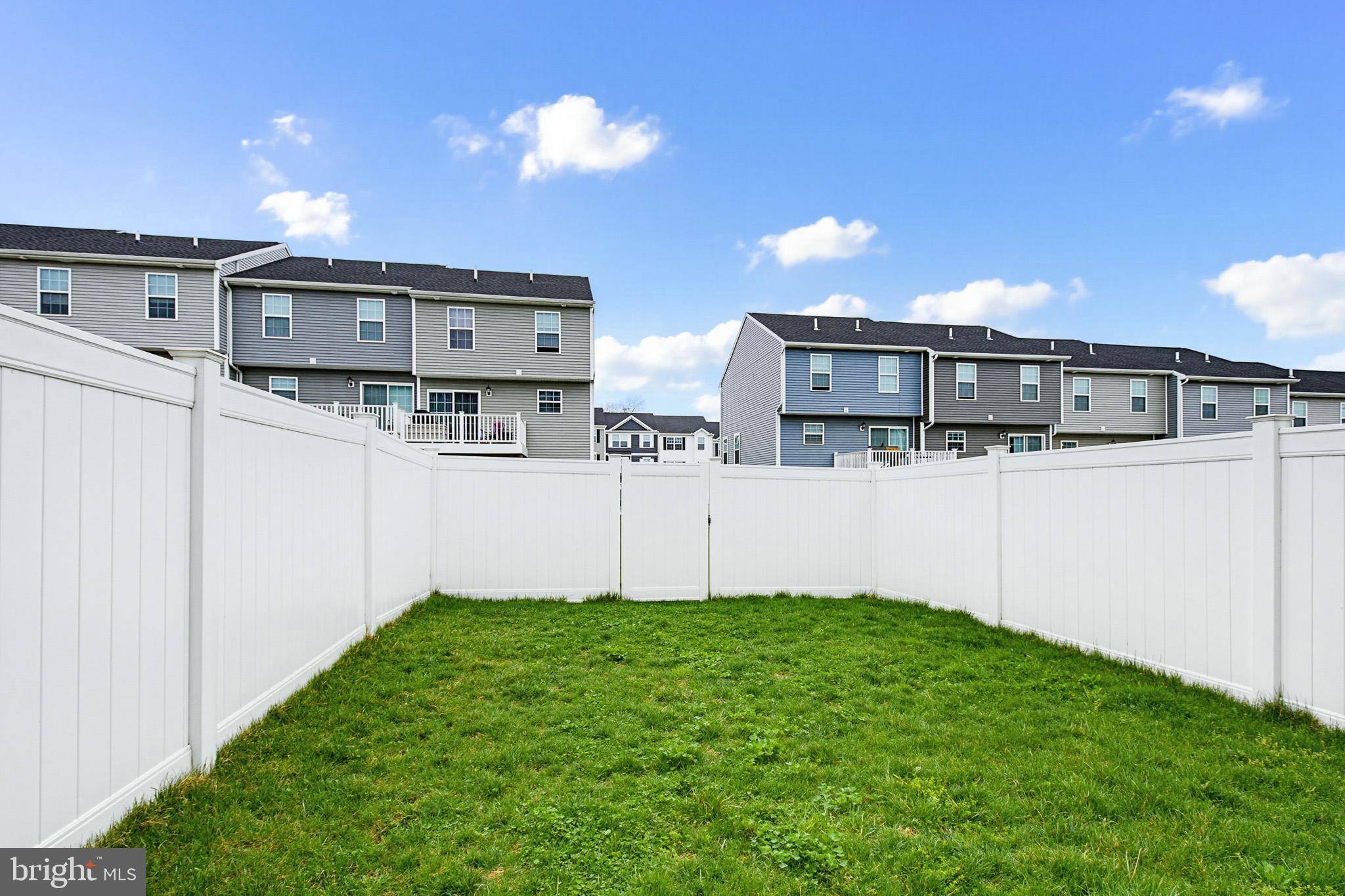 HUDSON RIDGE - Residential