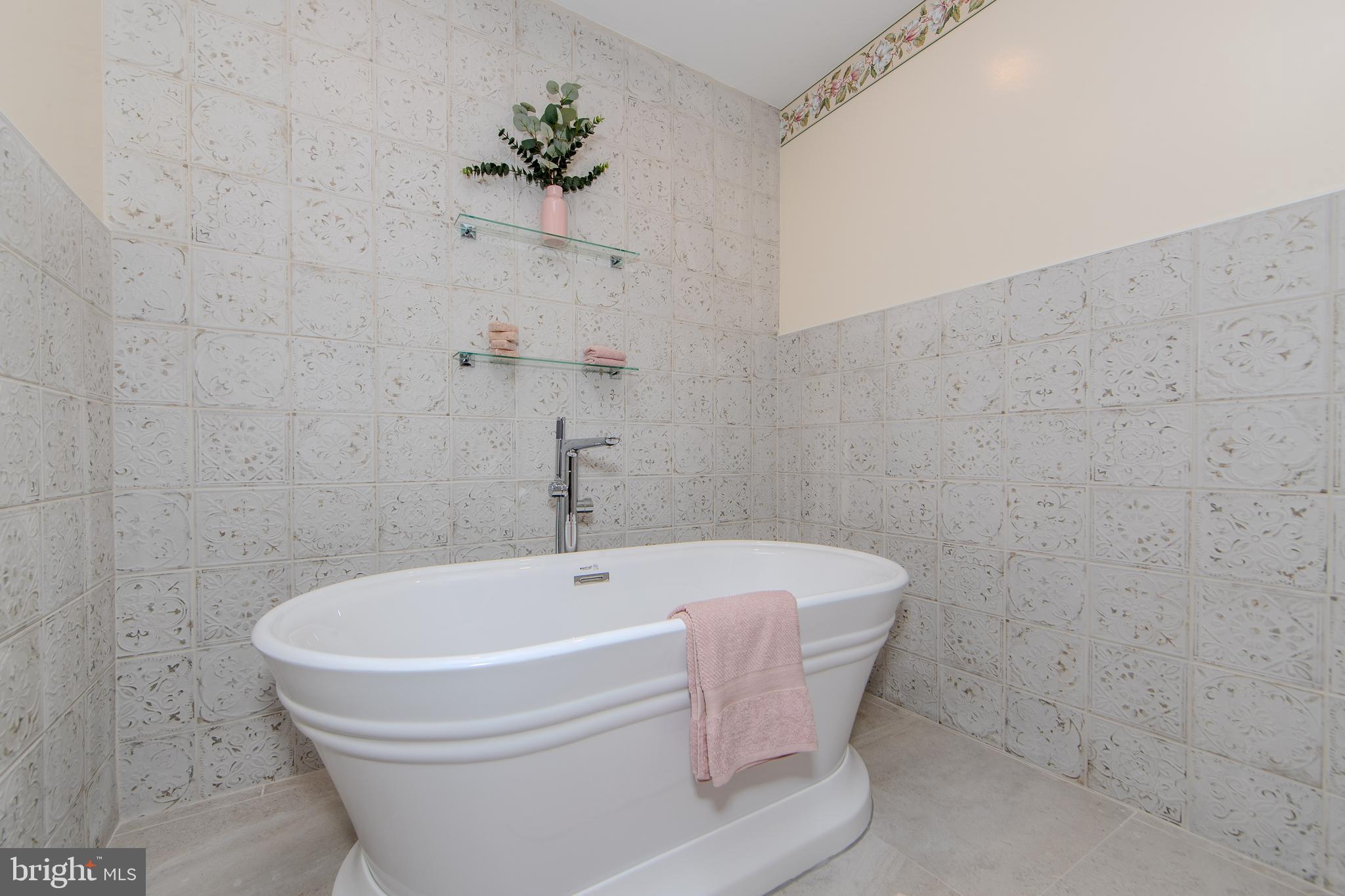 SALISBURY - Residential