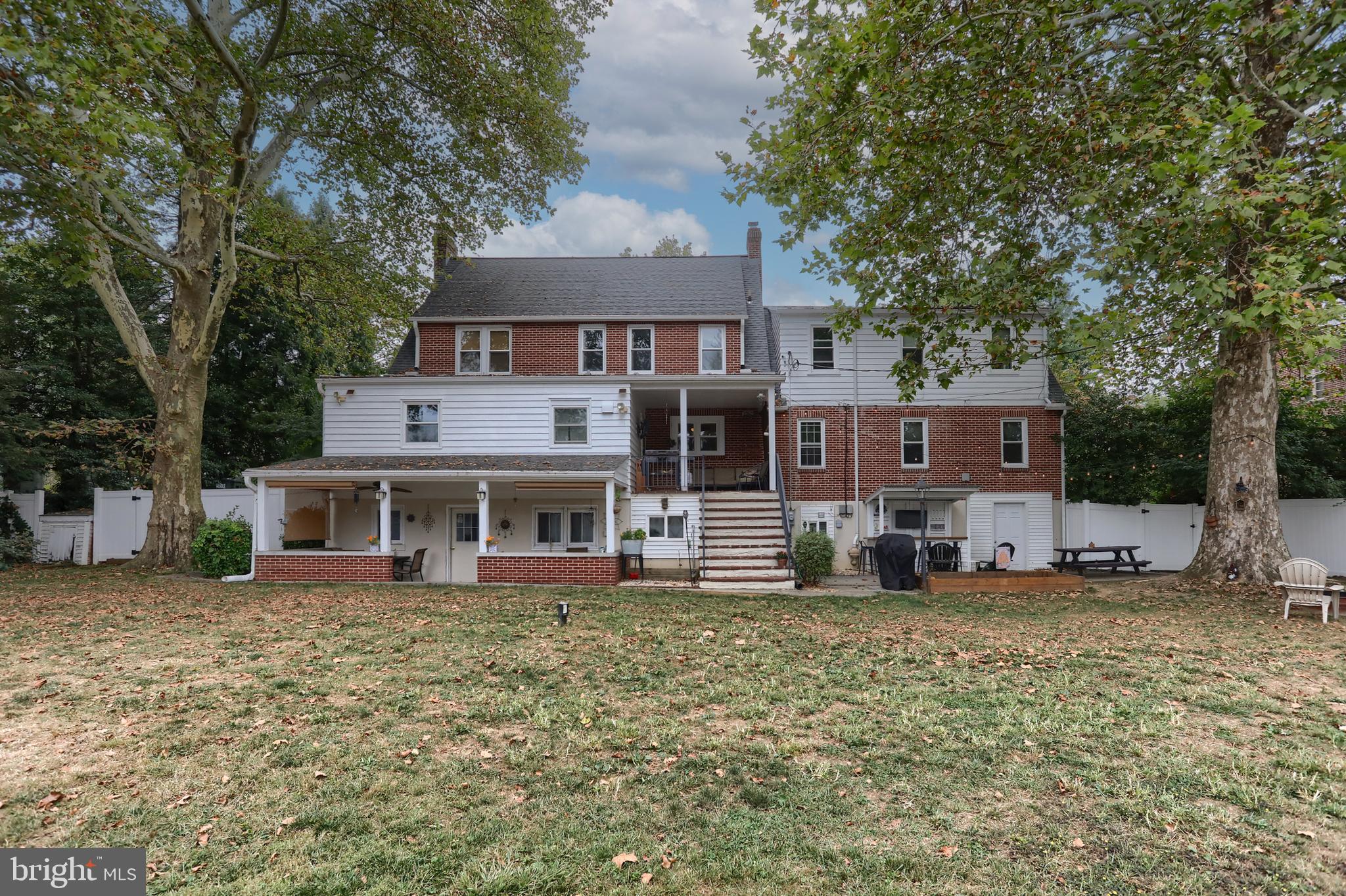 LEBANON CITY - Residential