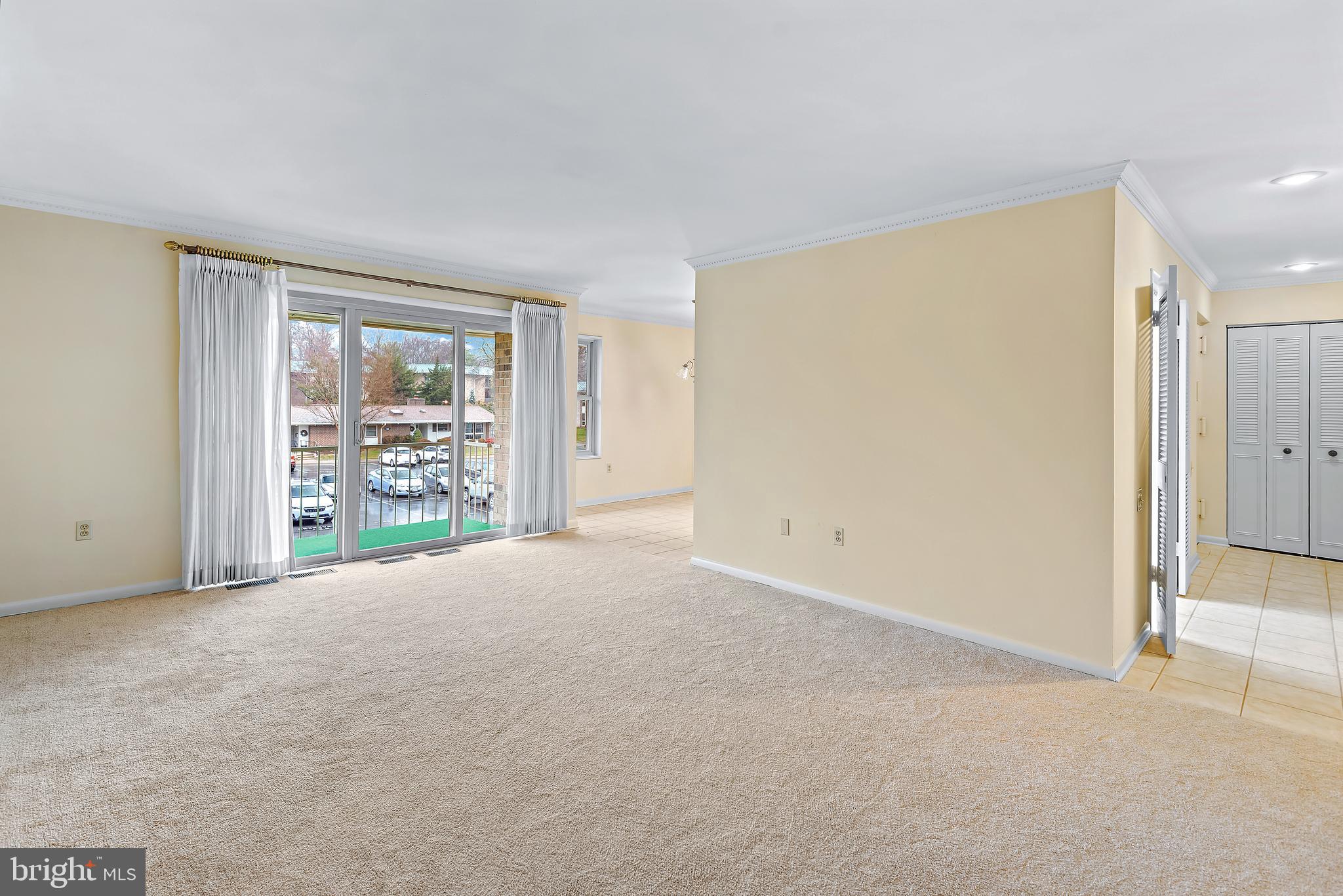 LEISURE WORLD - Residential