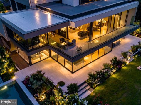 8721 LITTLE RIVER TURNPIKE FAIRFAX VA 22031